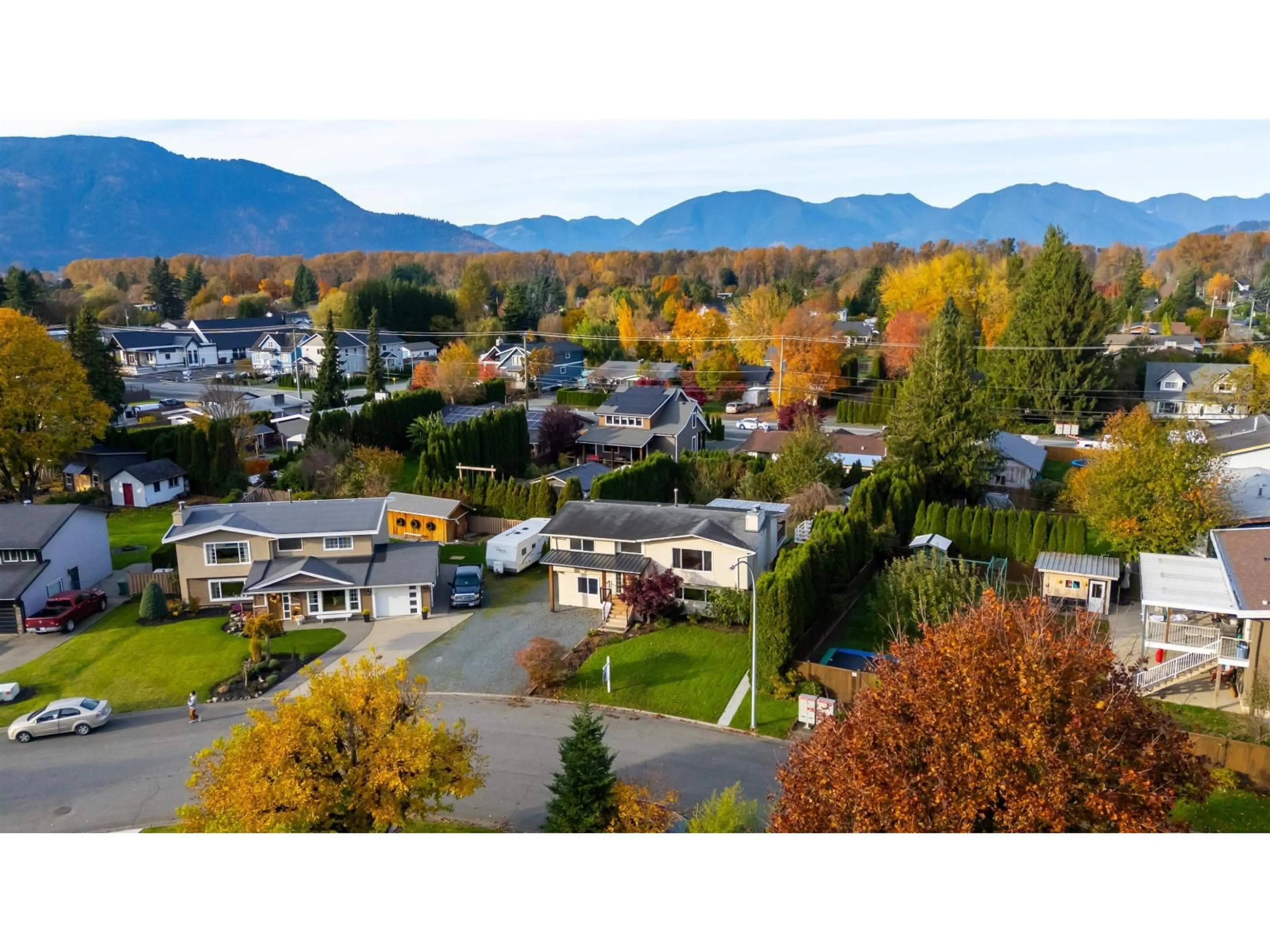 A pic from outside/outdoor area/front of a property/back of a property/a pic from drone, mountain view for 42575 DEVON AVENUE, Yarrow British Columbia V2R5C7