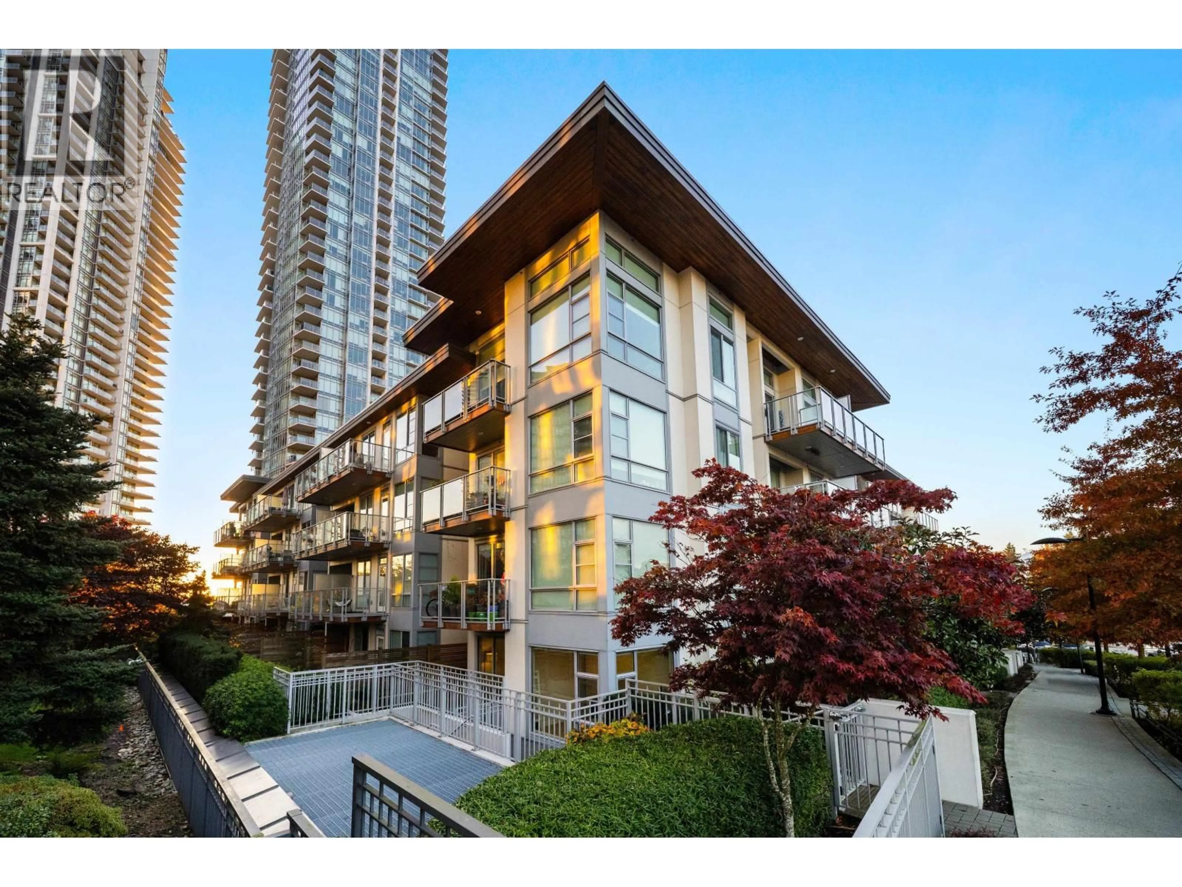 Patio, unknown for 115 - 1768 GILMORE AVENUE, Burnaby British Columbia V5C0L4