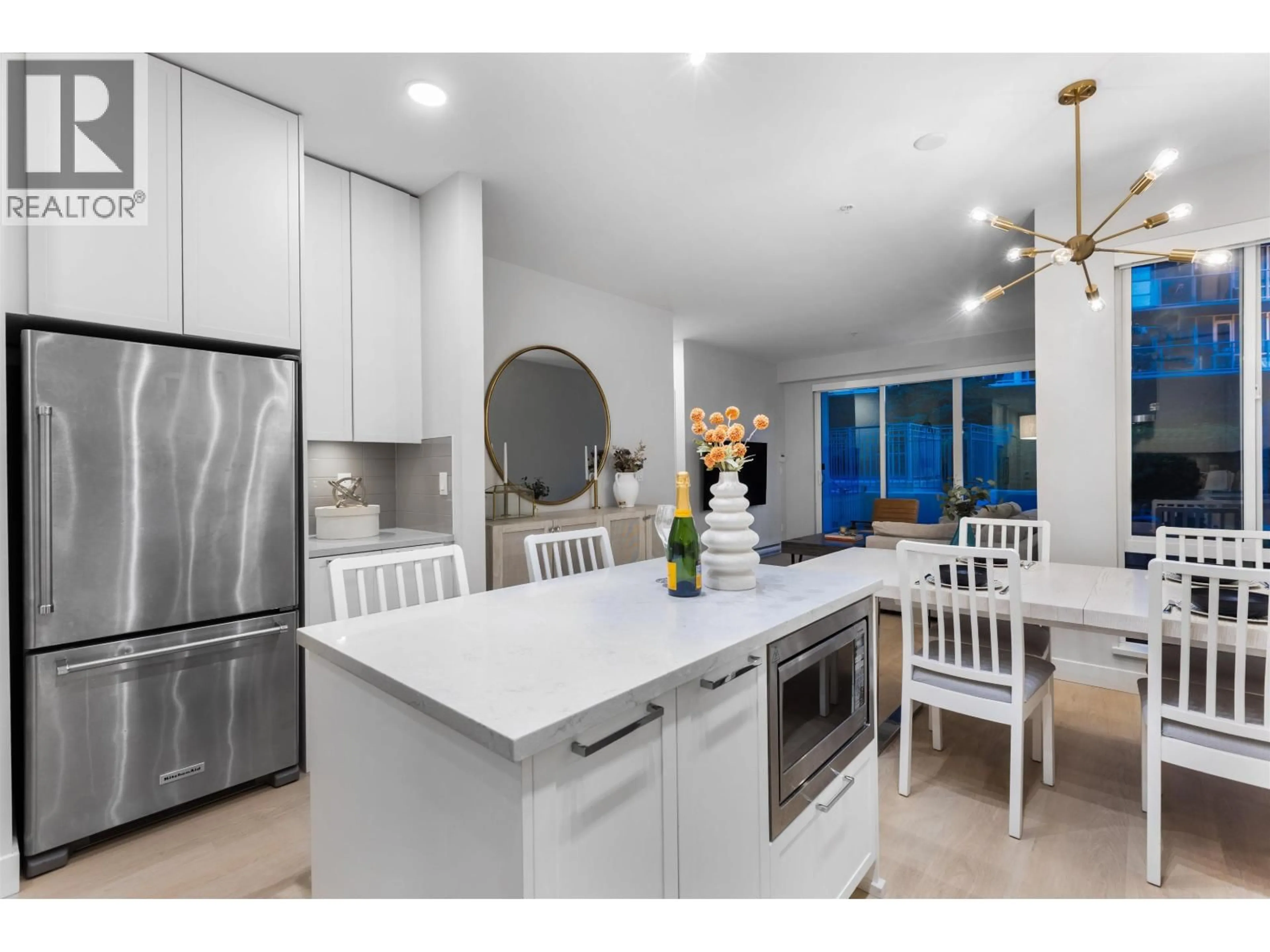 Open concept kitchen, ceramic/tile floor for 115 - 1768 GILMORE AVENUE, Burnaby British Columbia V5C0L4