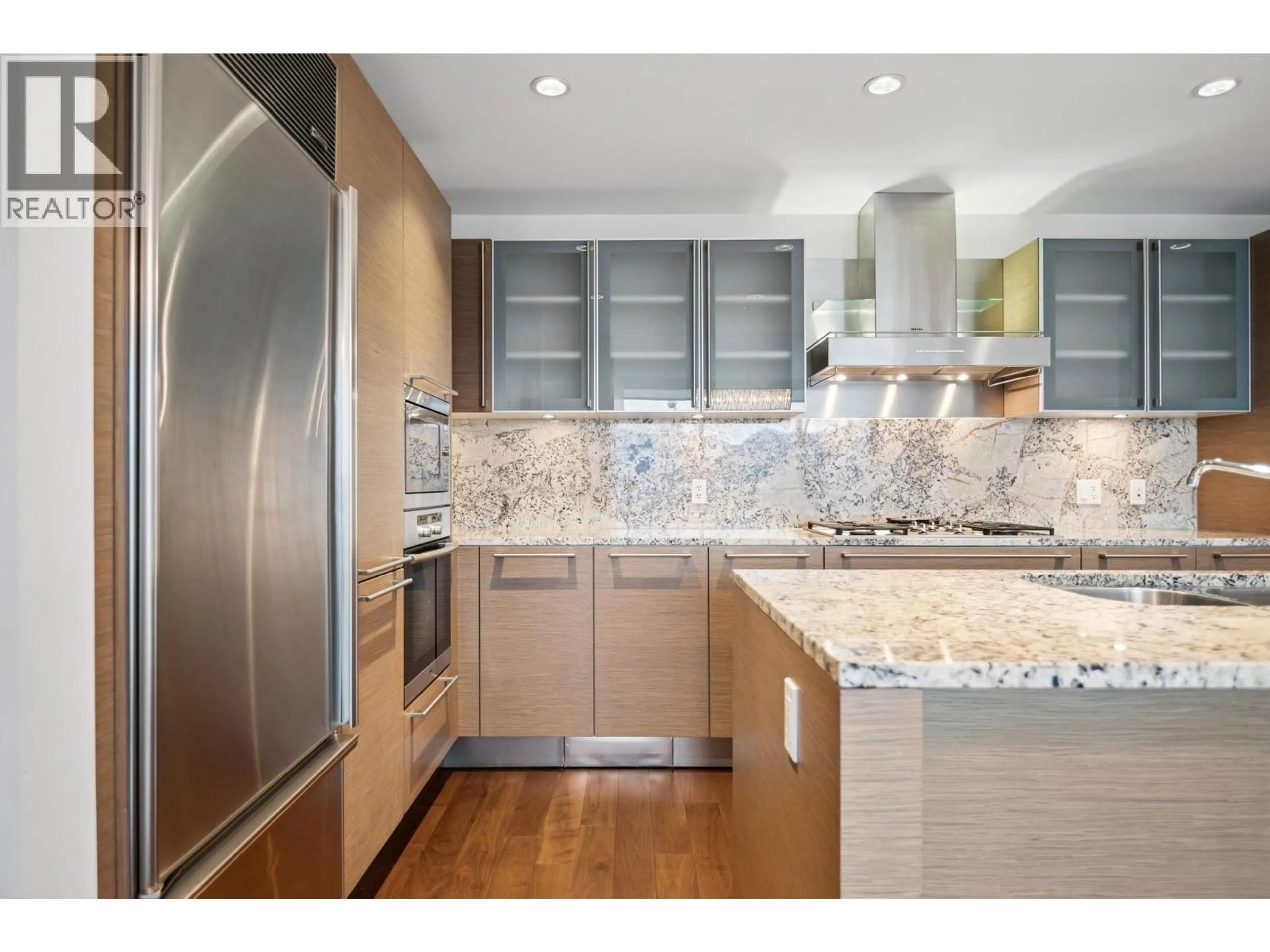 Contemporary kitchen, ceramic/tile floor for 3603 - 1111 ALBERNI STREET, Vancouver British Columbia V6E4V2