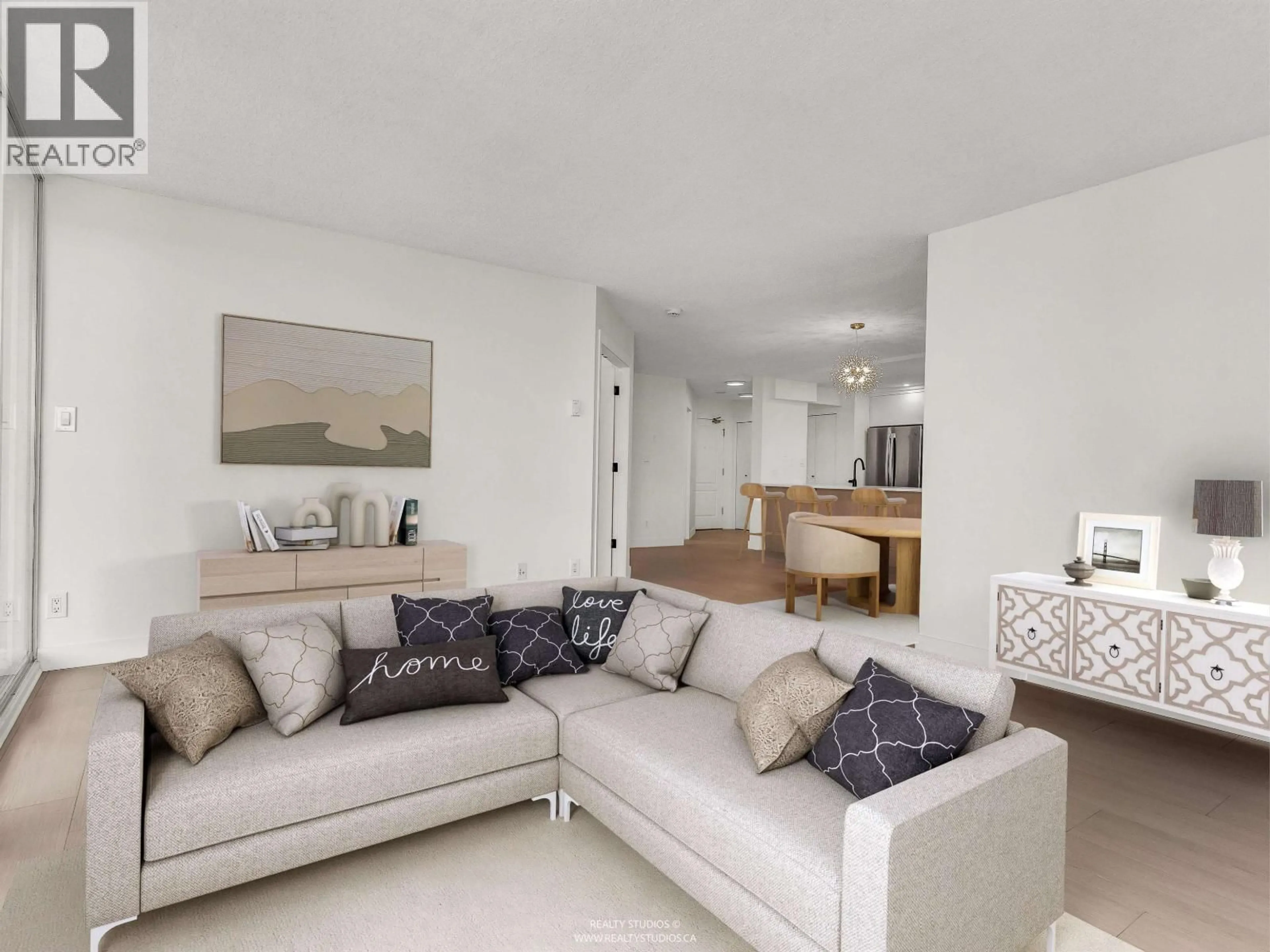 Living room with furniture, unknown for 1003 - 1135 QUAYSIDE DRIVE, New Westminster British Columbia V3M6J4