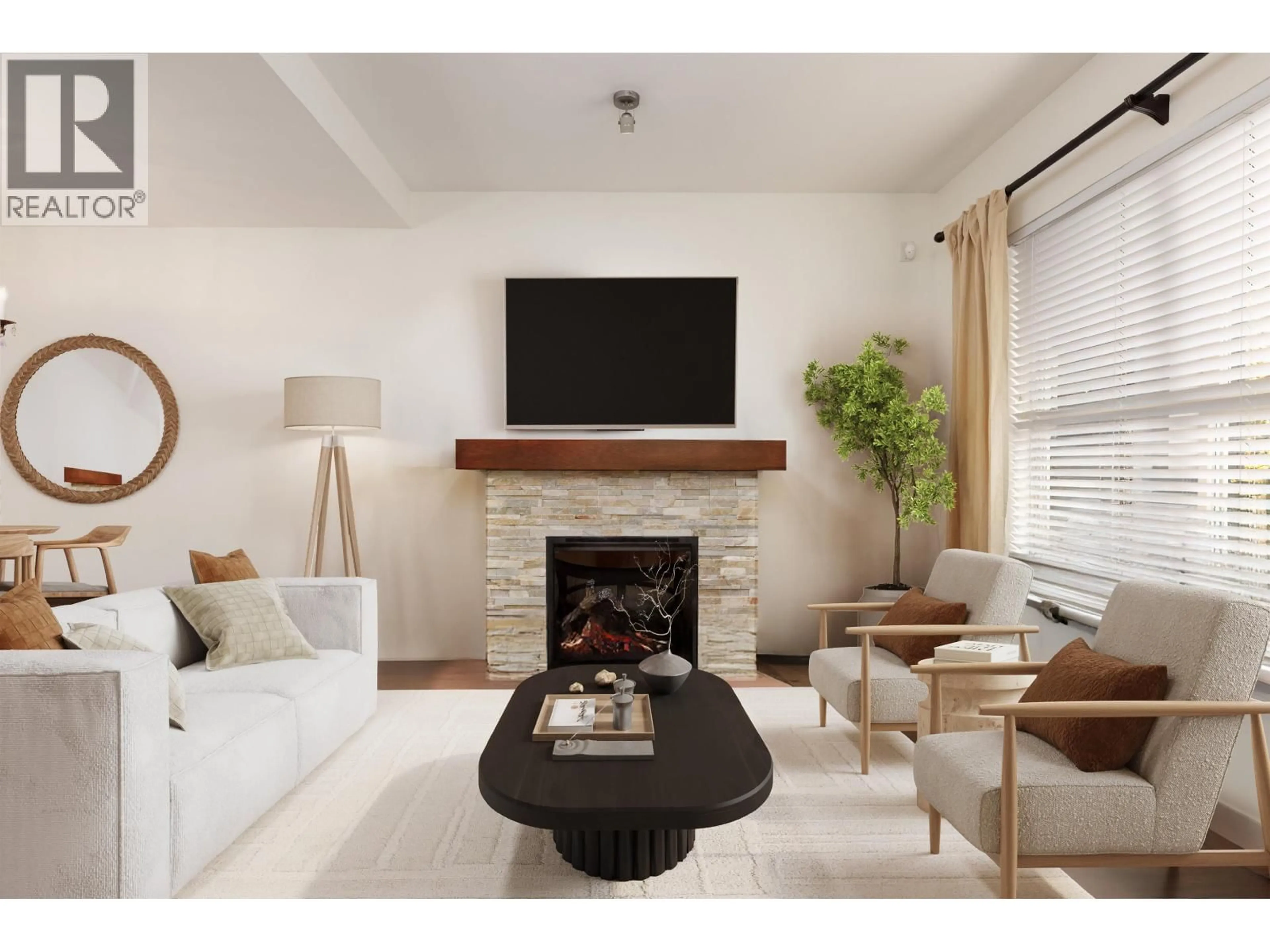 Living room with furniture, unknown for 4 - 307 15TH STREET, North Vancouver British Columbia V7L2R6