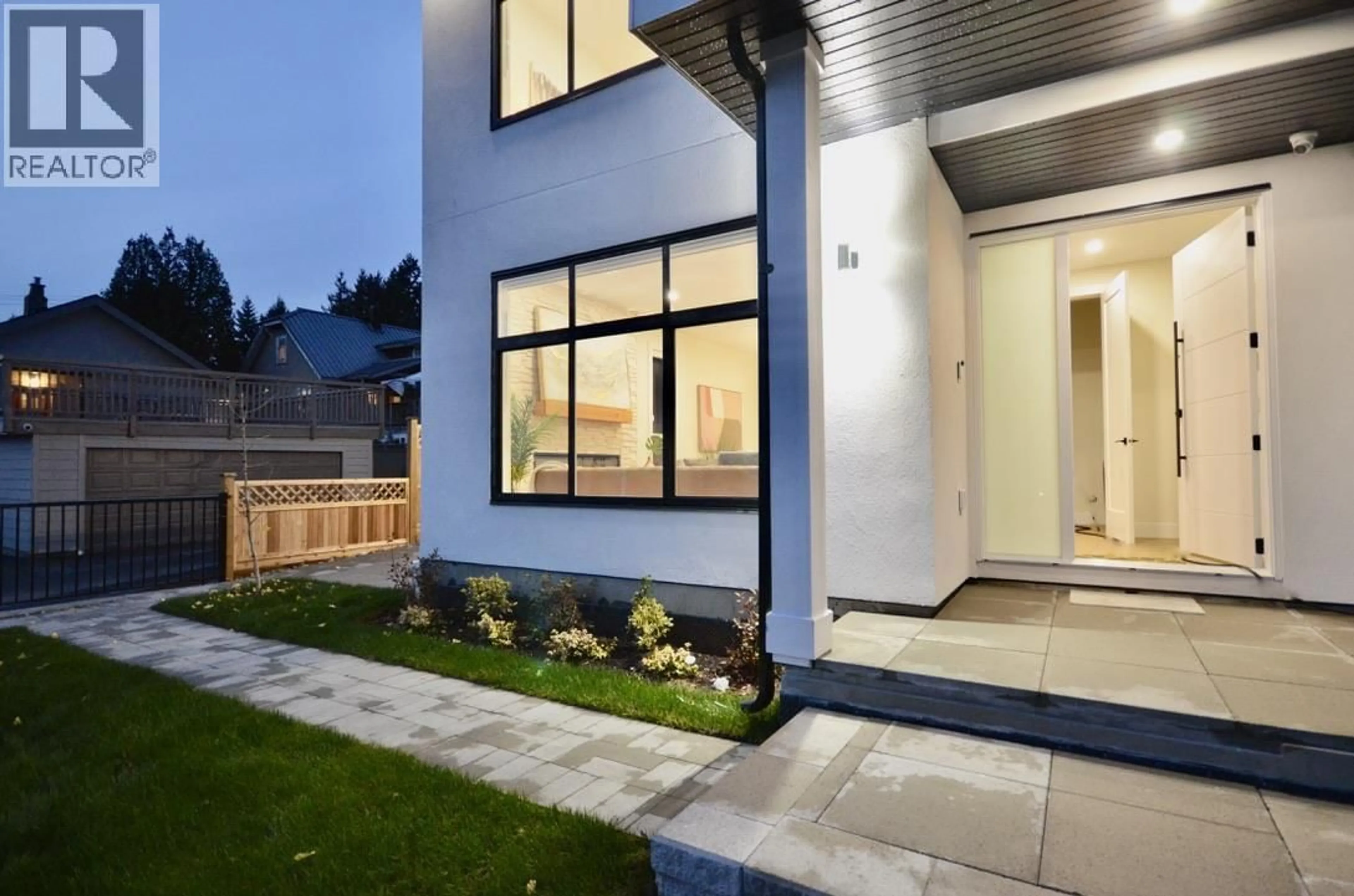 Unknown for 101 - 901 EDGAR AVENUE, Coquitlam British Columbia V3K2K1