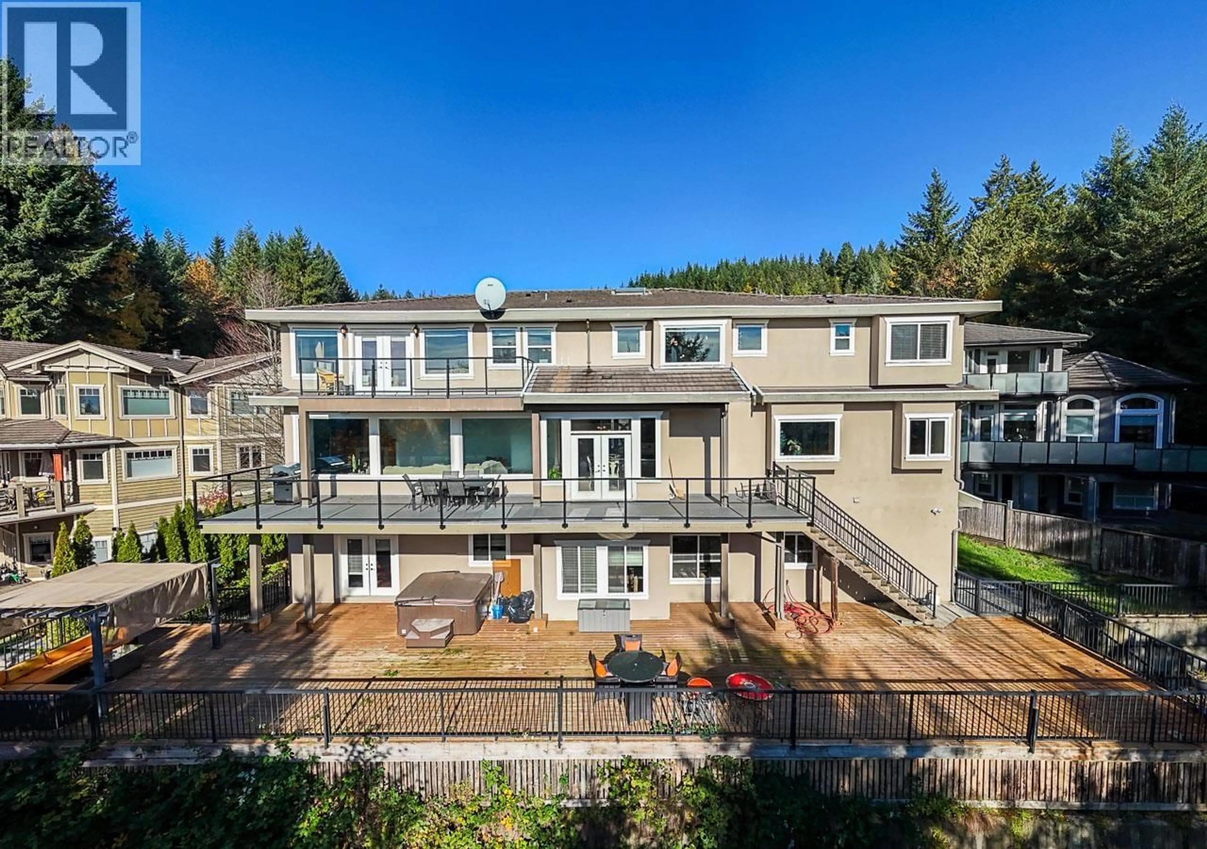 A pic from outside/outdoor area/front of a property/back of a property/a pic from drone, water/lake/river/ocean view for 2982 SUNRIDGE COURT, Coquitlam British Columbia V3E3M5