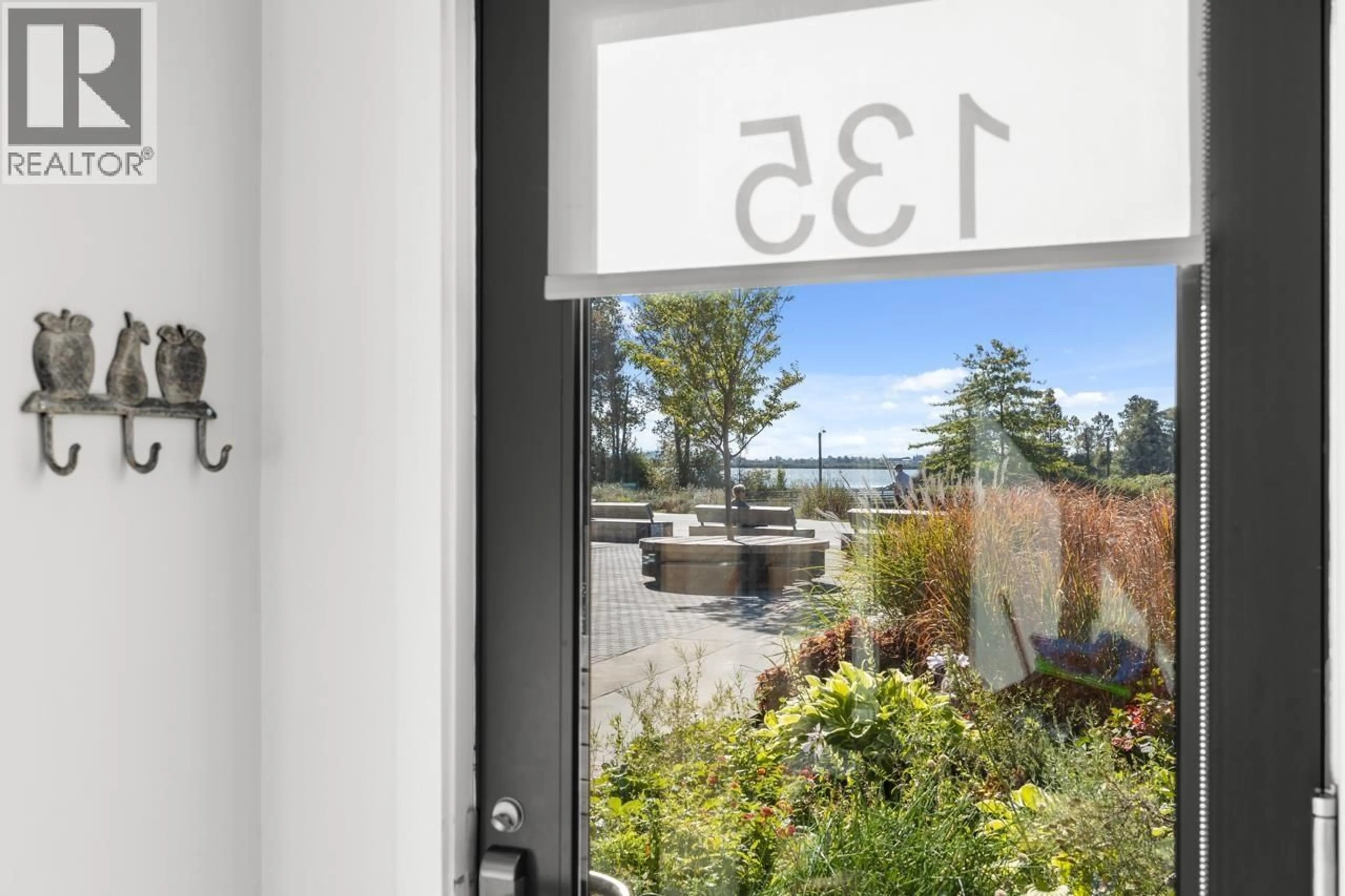 Indoor entryway for 135 - 6160 LONDON ROAD, Richmond British Columbia V7E4J2