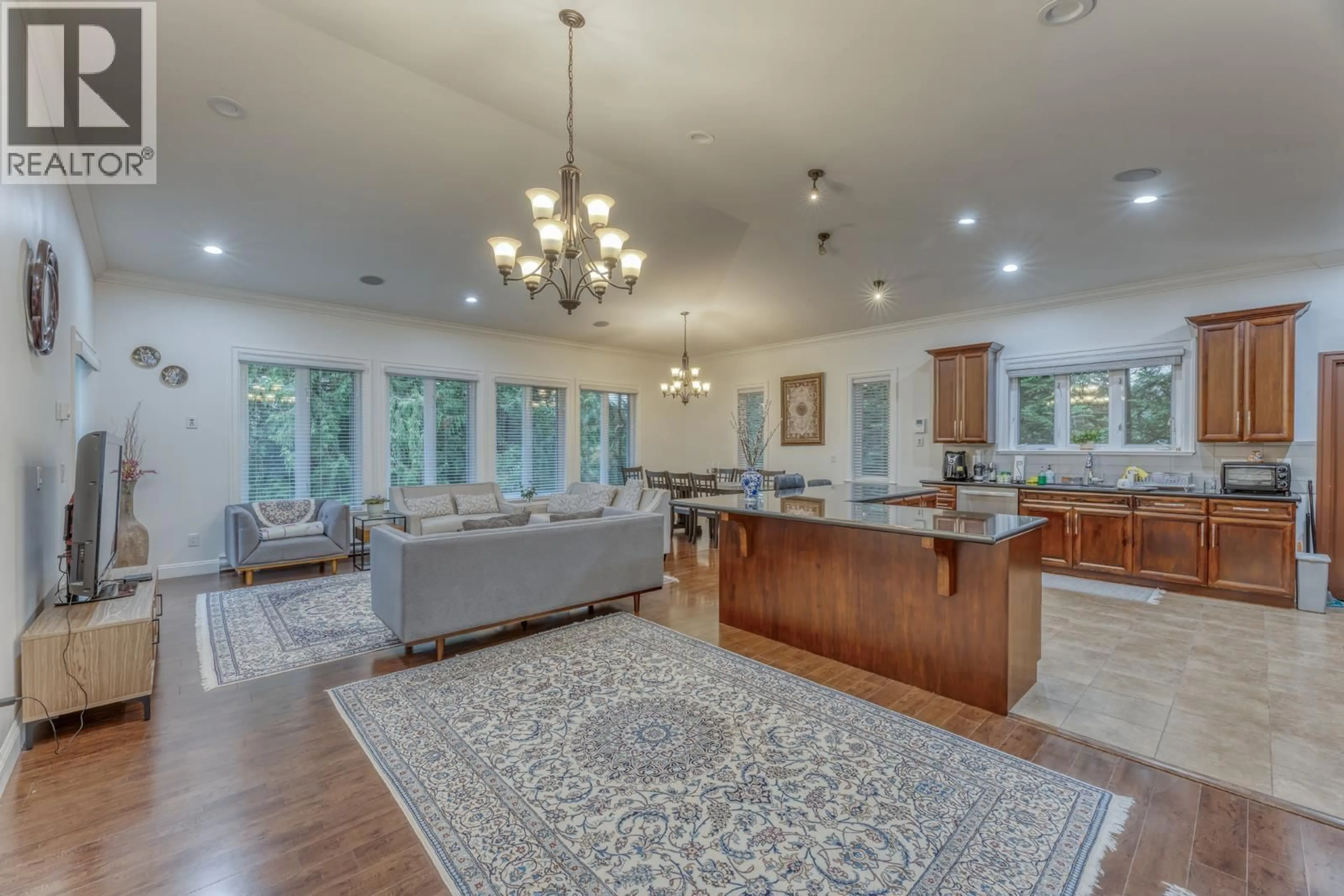 Open concept kitchen, unknown for 1041 PROSPECT AVENUE, North Vancouver British Columbia V7R2M6