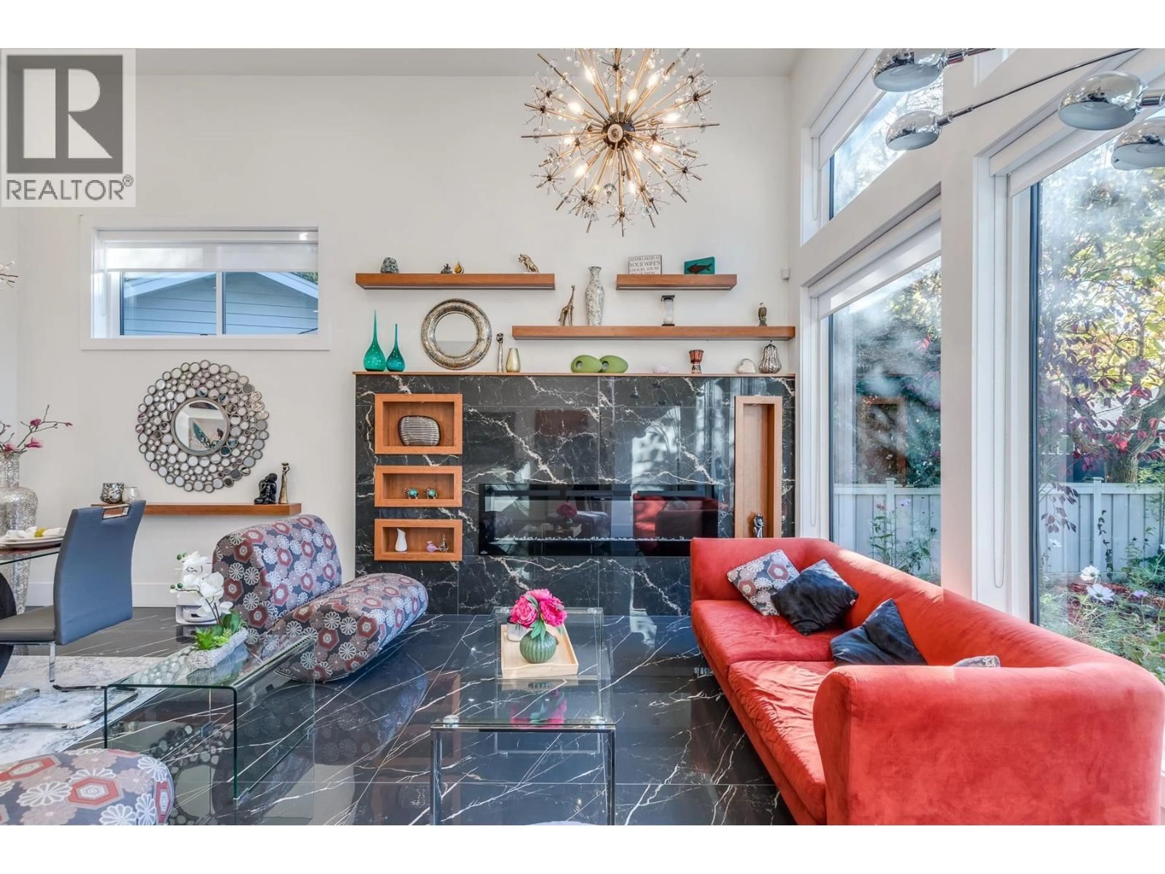 Open concept kitchen, ceramic/tile floor for 5845 WHITCOMB PLACE, Delta British Columbia V4L1C8