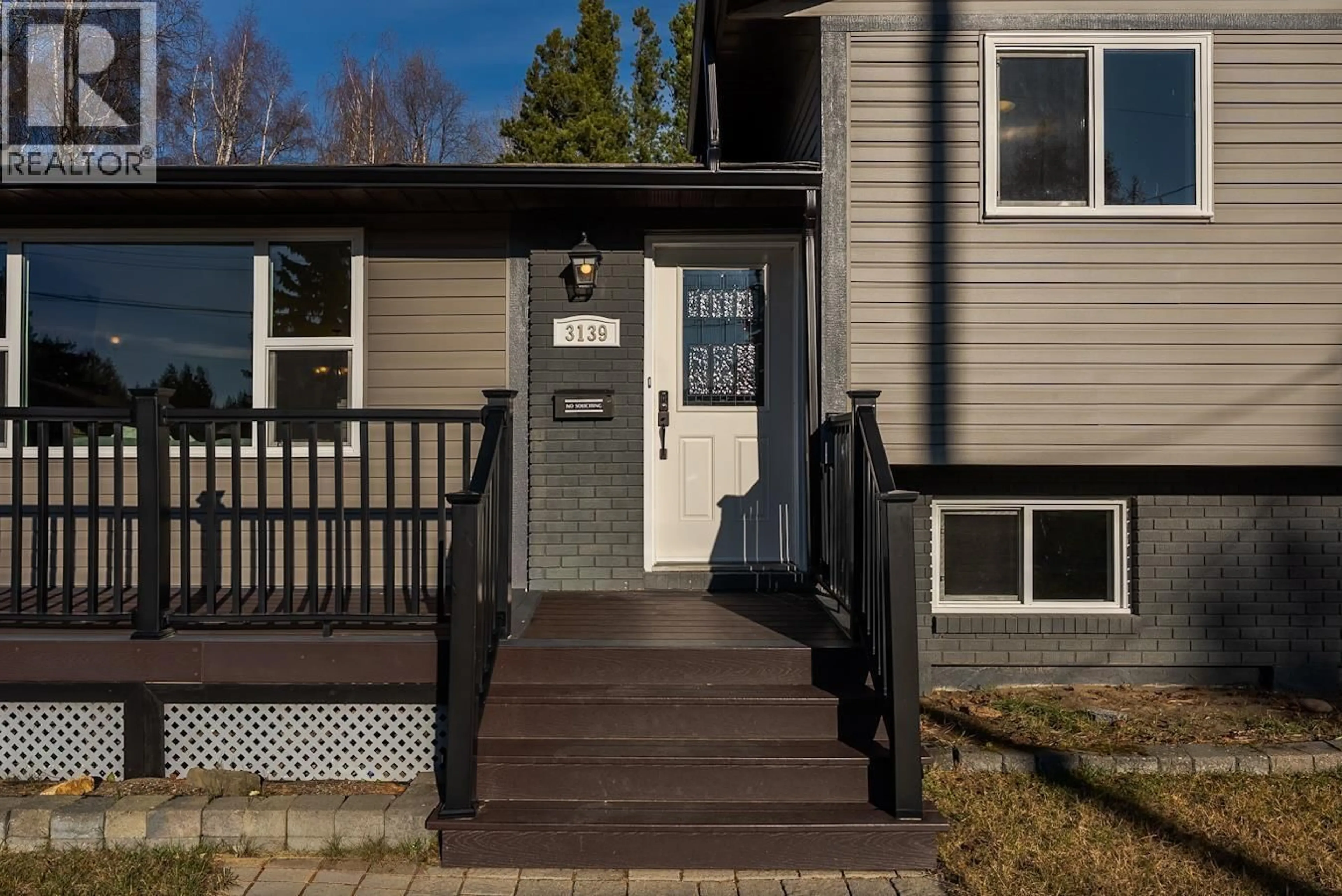 Home with vinyl exterior material, street for 3139 WALLACE CRESCENT, Prince George British Columbia V2K3V4