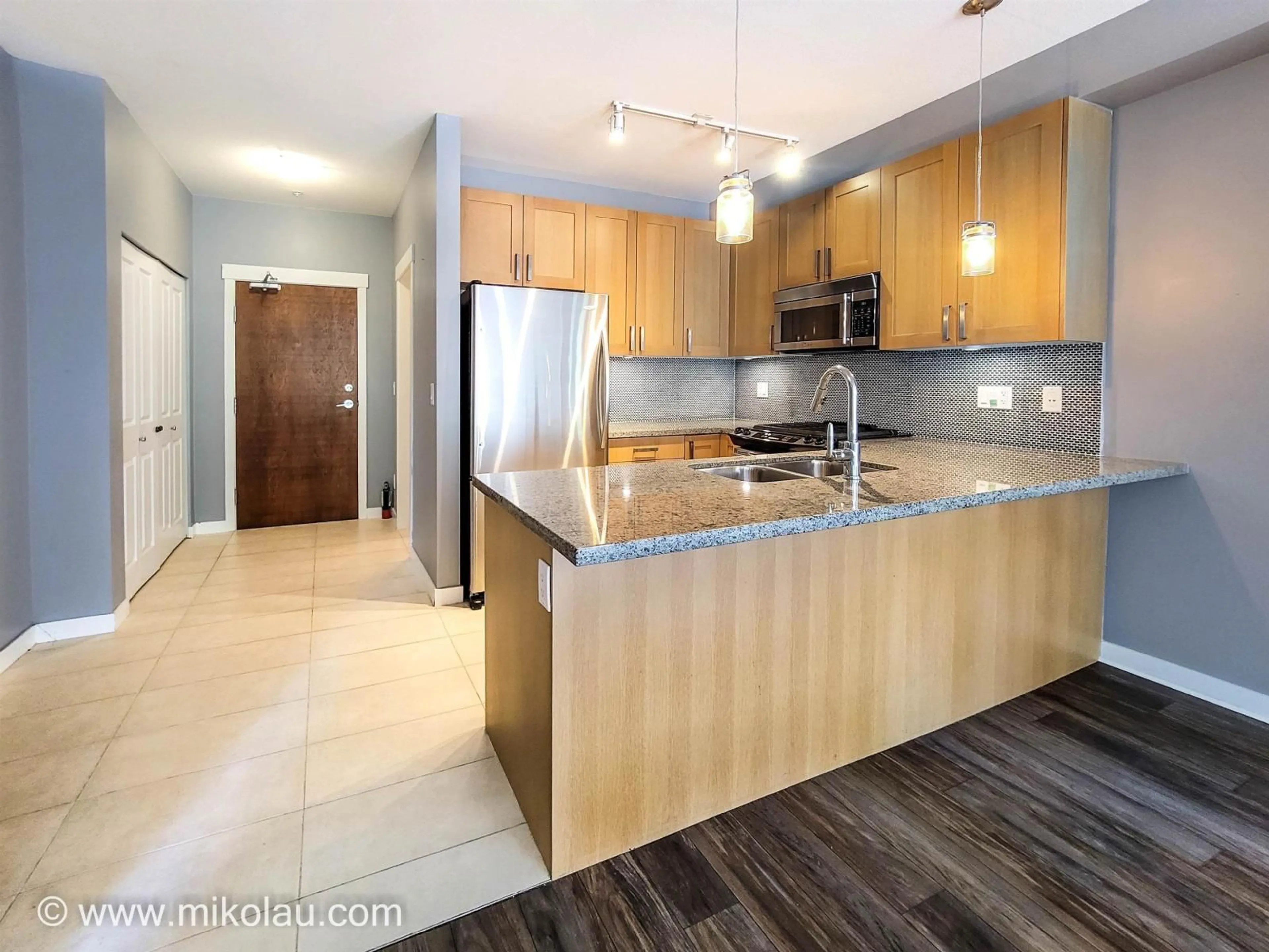 Open concept kitchen, unknown for 224 - 15918 26, Surrey British Columbia V3S5K3