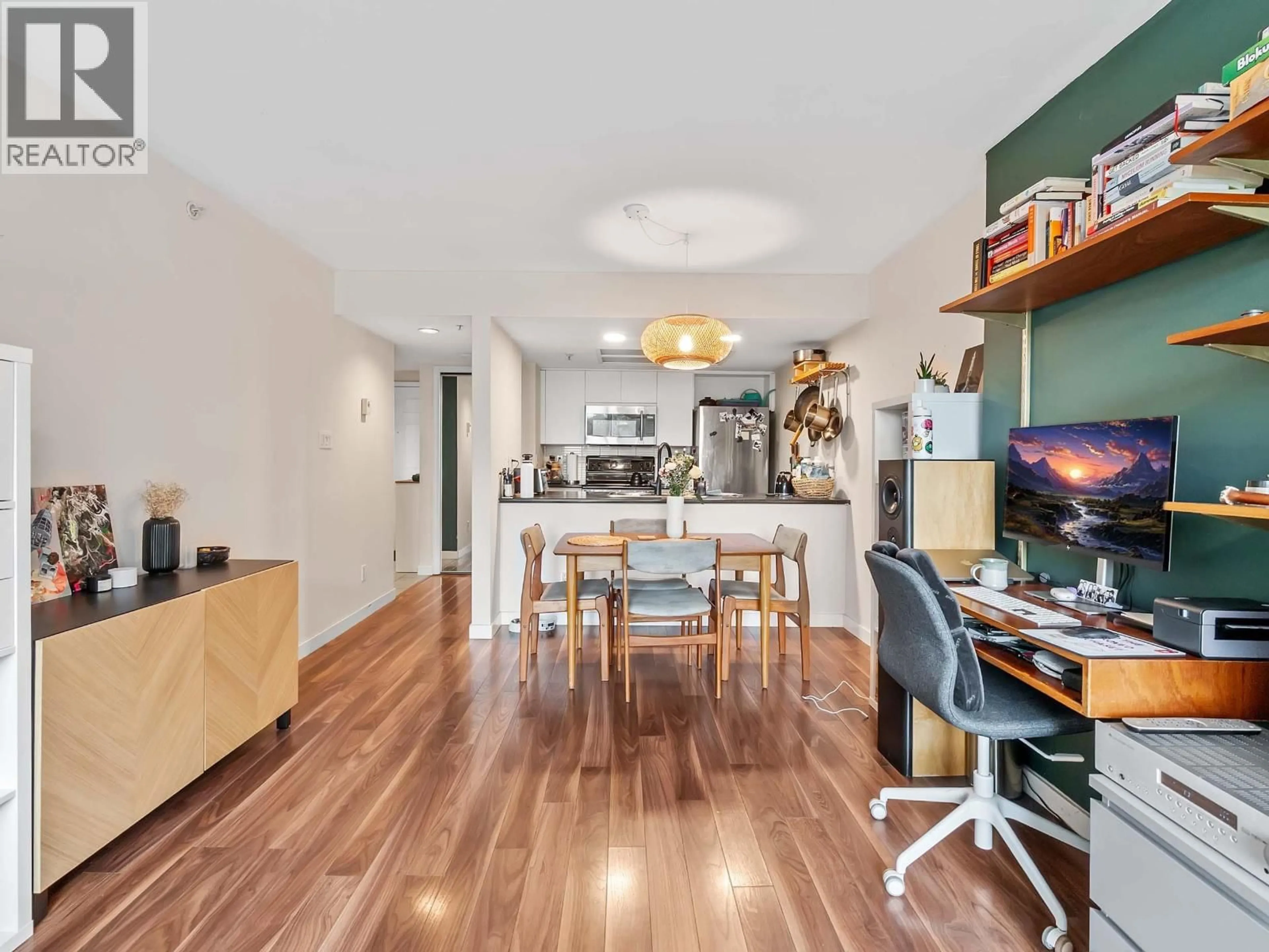 A pic of a room for 404 - 1159 MAIN STREET, Vancouver British Columbia V6A4B6