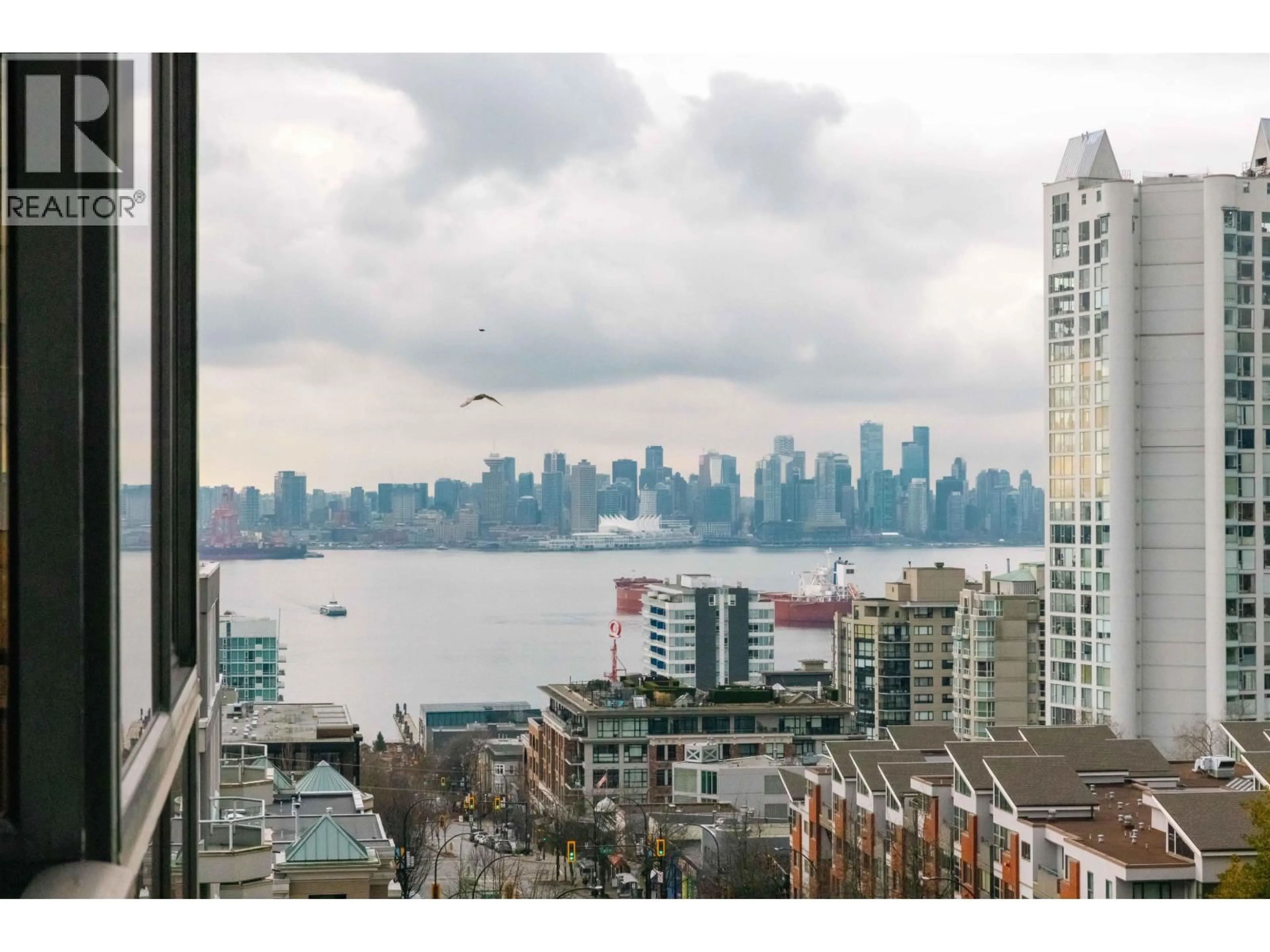 Blurry image for 705 - 444 LONSDALE AVENUE, North Vancouver British Columbia V7M3H5