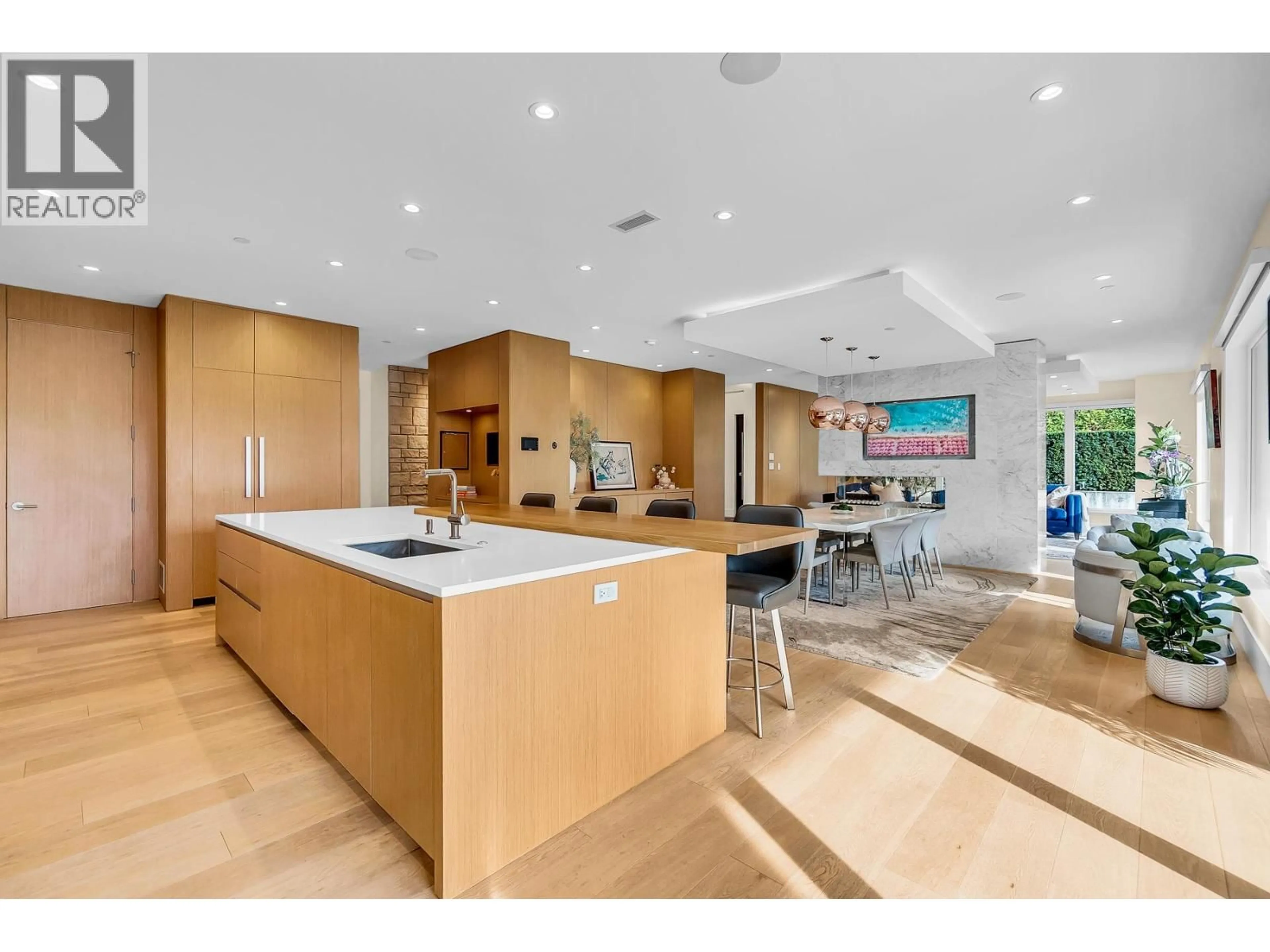 Open concept kitchen, unknown for 5141 SARITA AVENUE, North Vancouver British Columbia V7R2M4