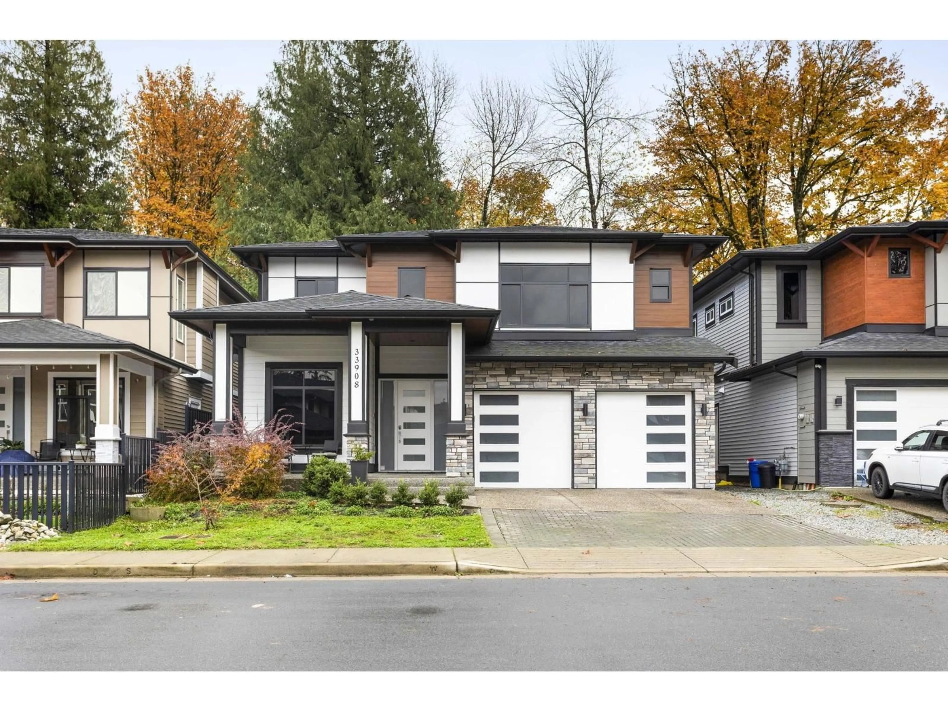 Home with brick exterior material, street for 33908 TOOLEY, Mission British Columbia V2V0G5