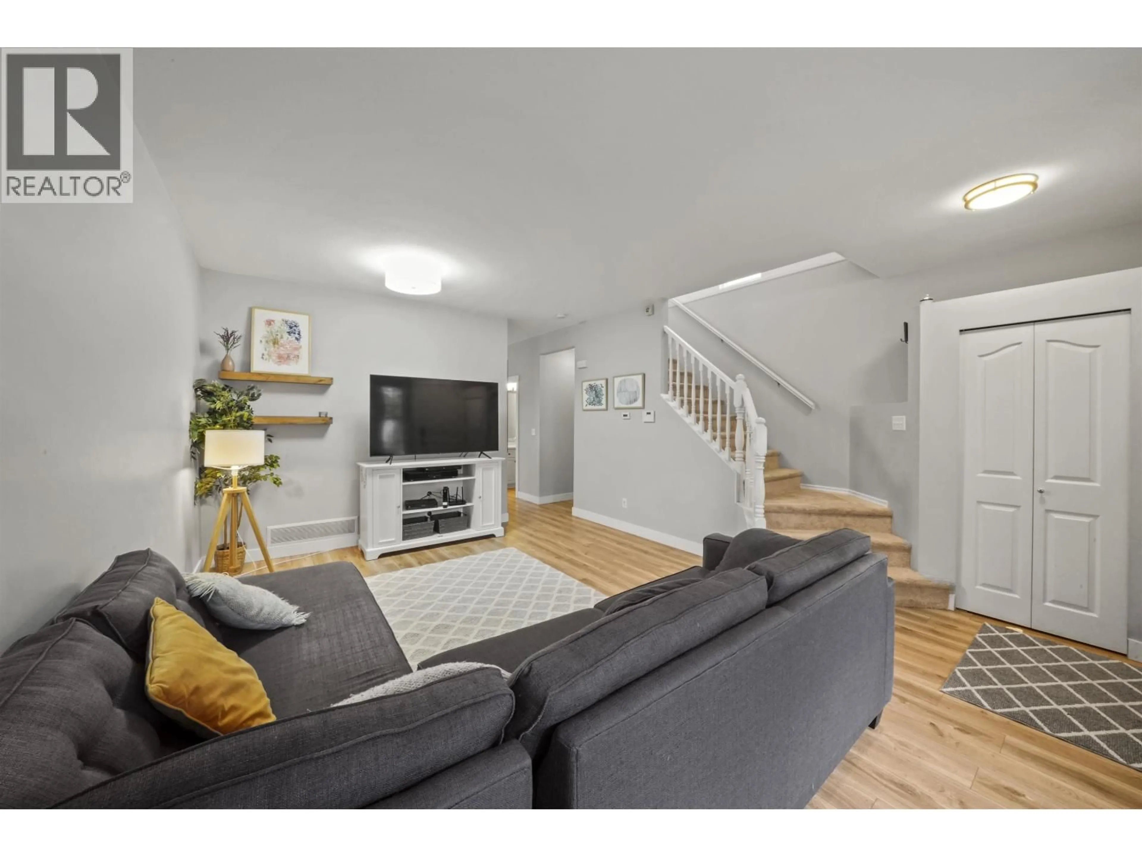 Living room with furniture, unknown for 24369 101 AVENUE, Maple Ridge British Columbia V2W1W8