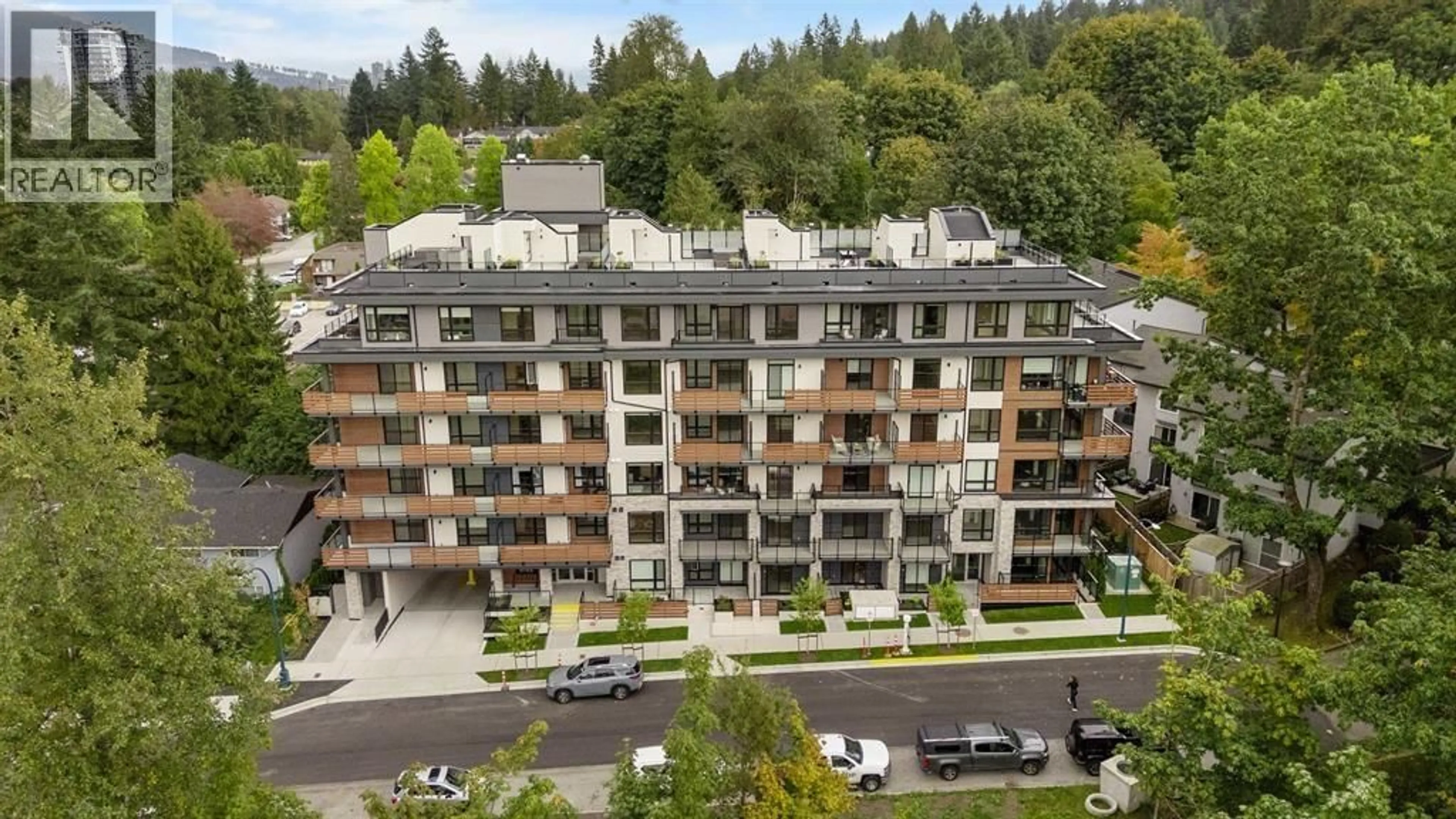 A pic from outside/outdoor area/front of a property/back of a property/a pic from drone, city buildings view from balcony for 601 - 150 JAMES ROAD, Port Moody British Columbia V3H2S4