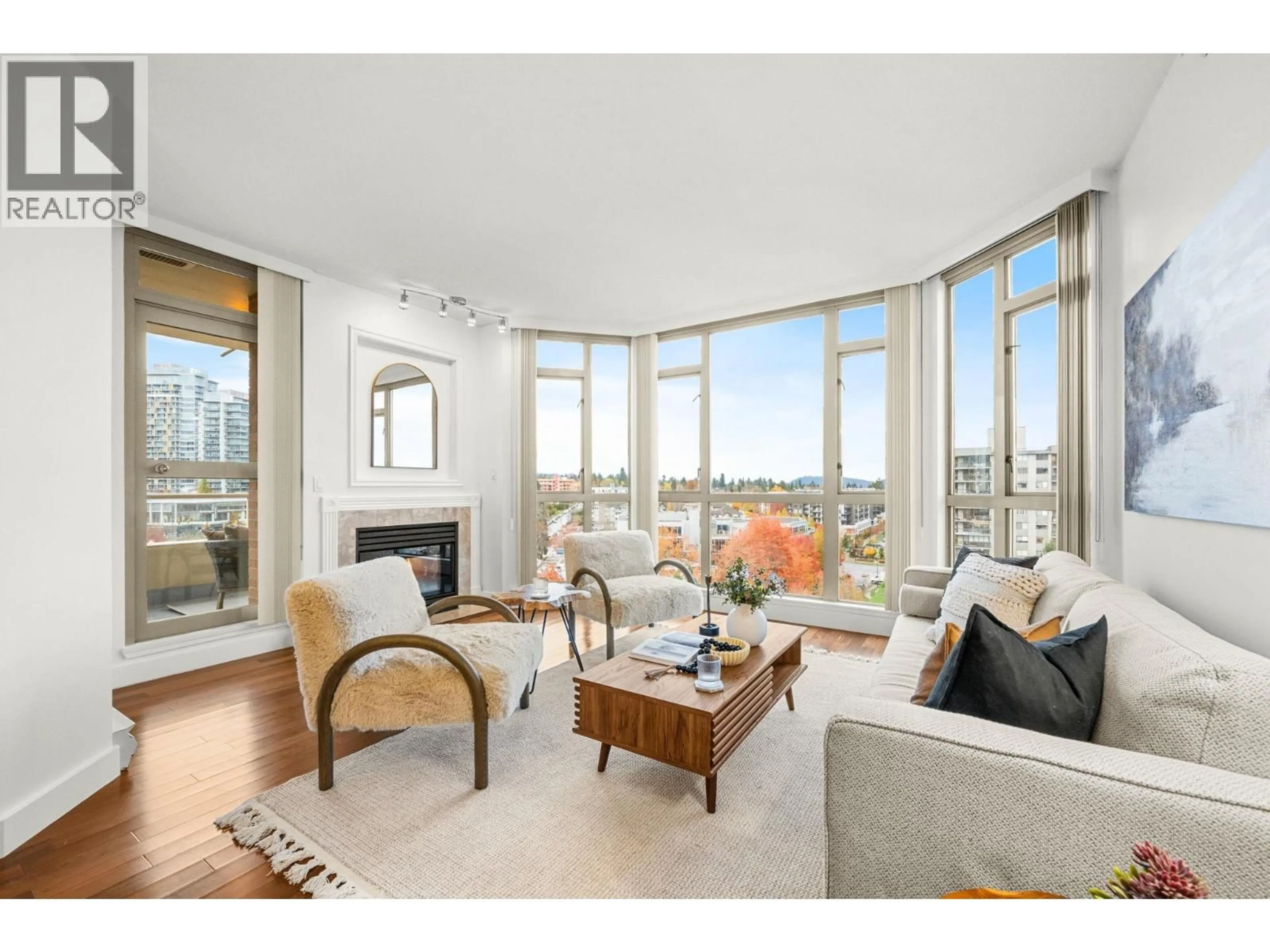 Living room with furniture, unknown for 1201 - 160 KEITH ROAD, North Vancouver British Columbia V7M3M2