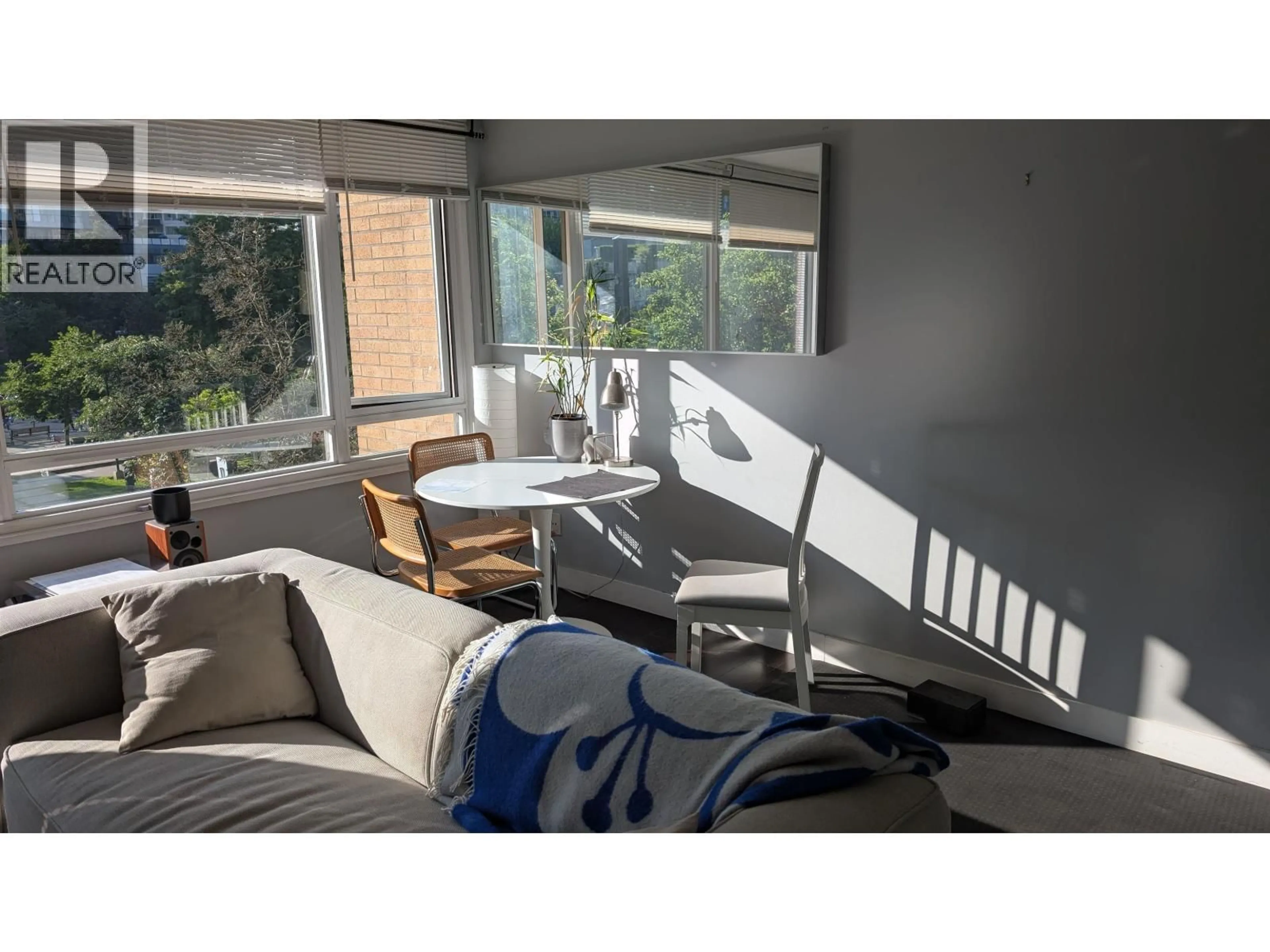 Balcony in the apartment, unknown for 209 - 1188 RICHARDS STREET, Vancouver British Columbia V6B3E6