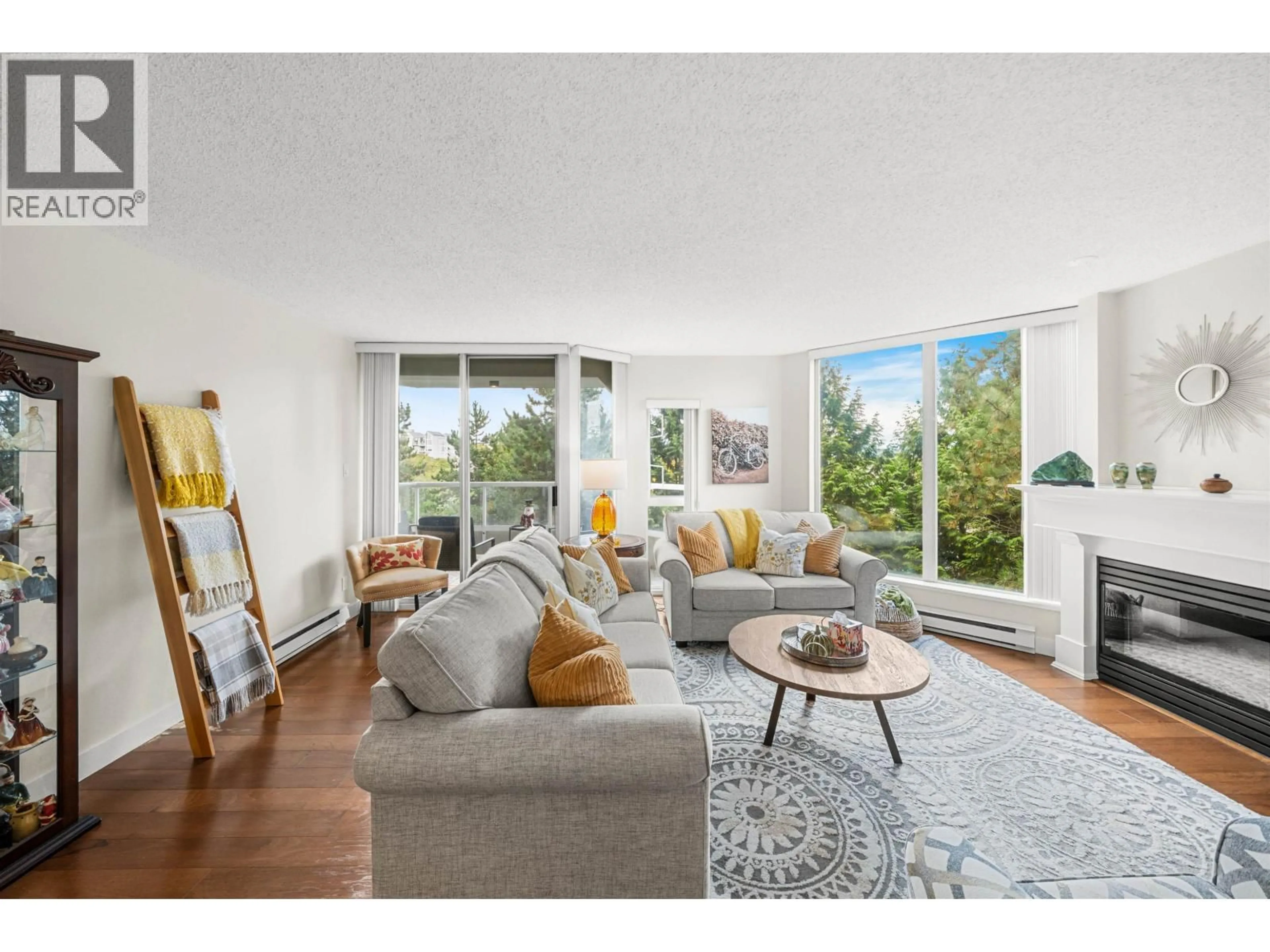 Living room with furniture, unknown for 404 - 71 JAMIESON COURT, New Westminster British Columbia V3L5R4