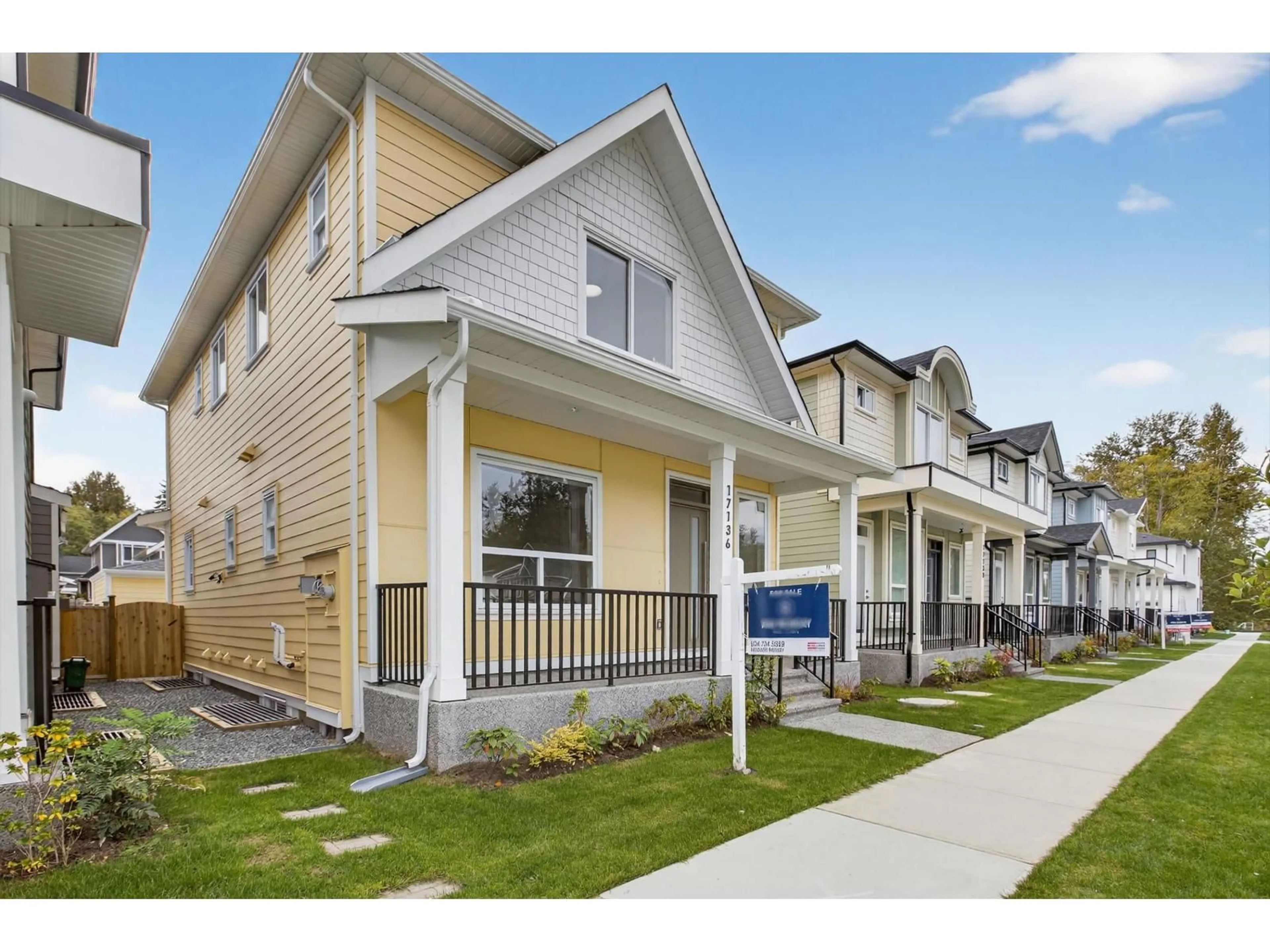 Home with vinyl exterior material, street for 17136 1, Surrey British Columbia V3Z9R2