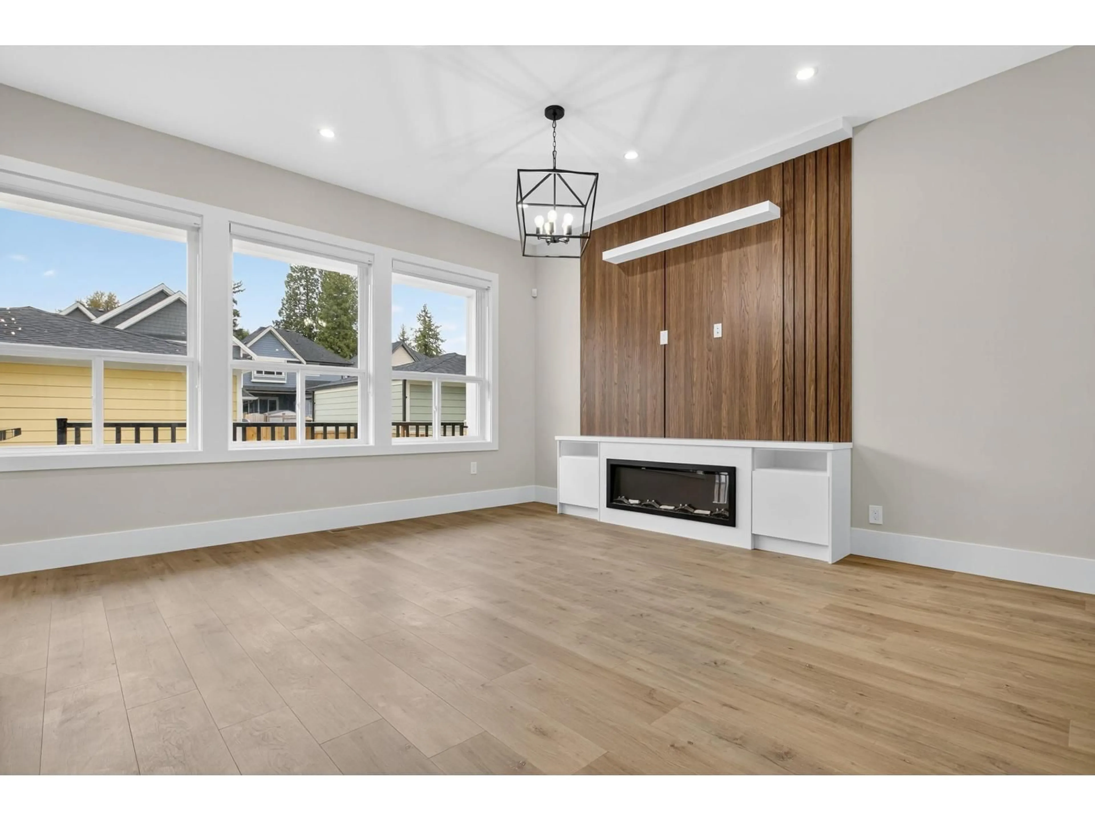 A pic of a room for 17136 1, Surrey British Columbia V3Z9R2