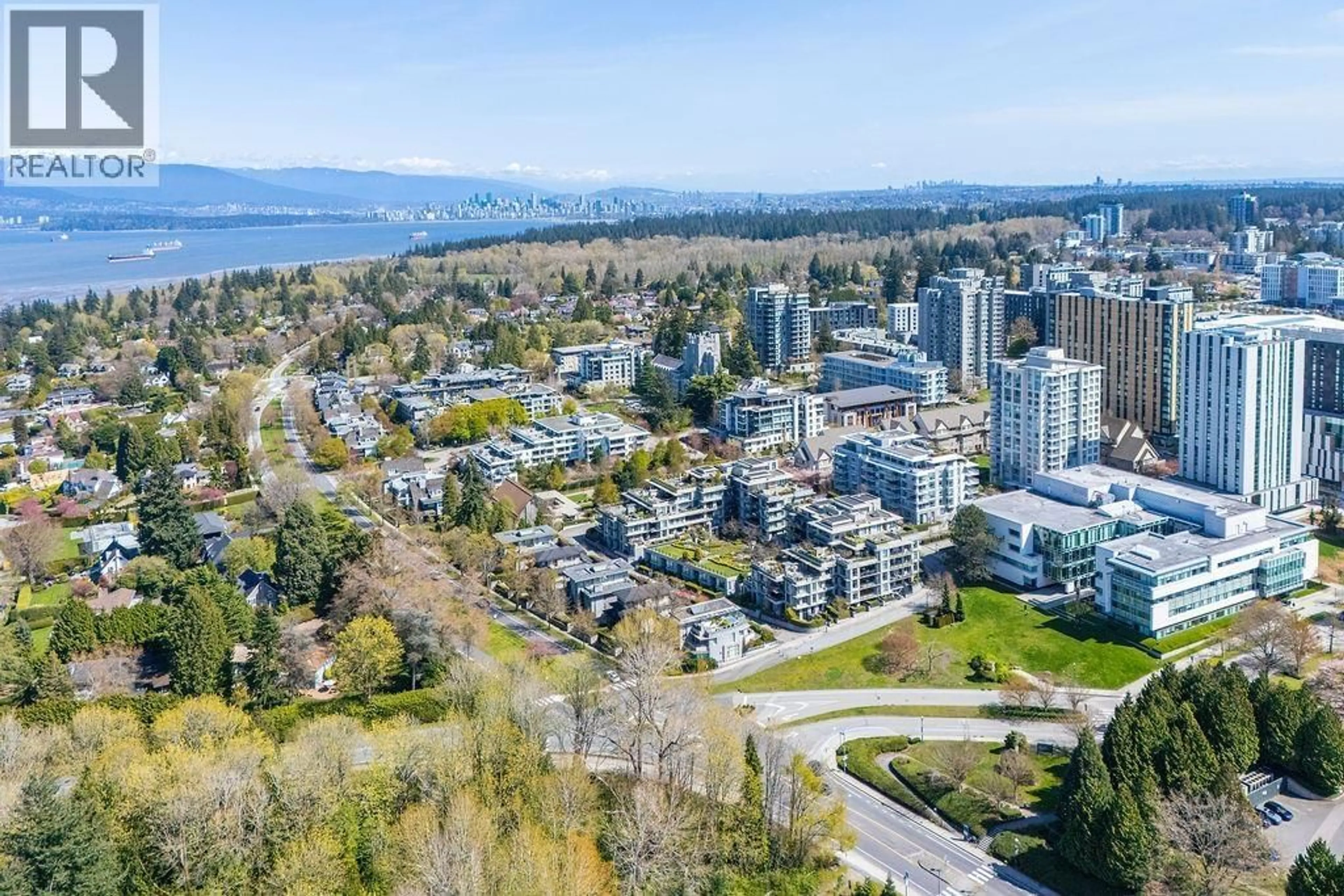 A pic from outside/outdoor area/front of a property/back of a property/a pic from drone, unknown for TH 16 - 6063 IONA DRIVE, Vancouver British Columbia V6T0B1