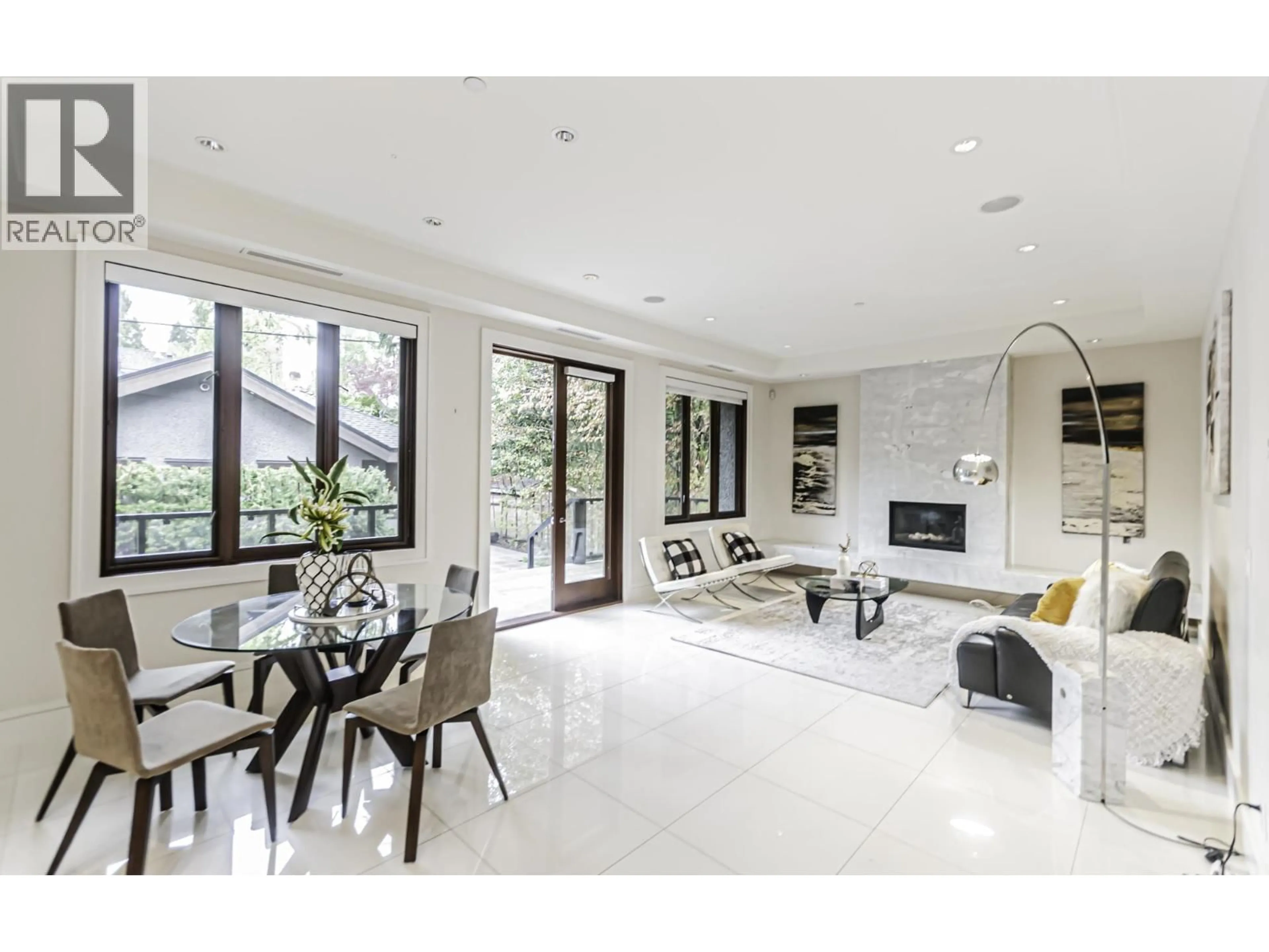 Unknown for 3875 36TH AVENUE, Vancouver British Columbia V6N2S5