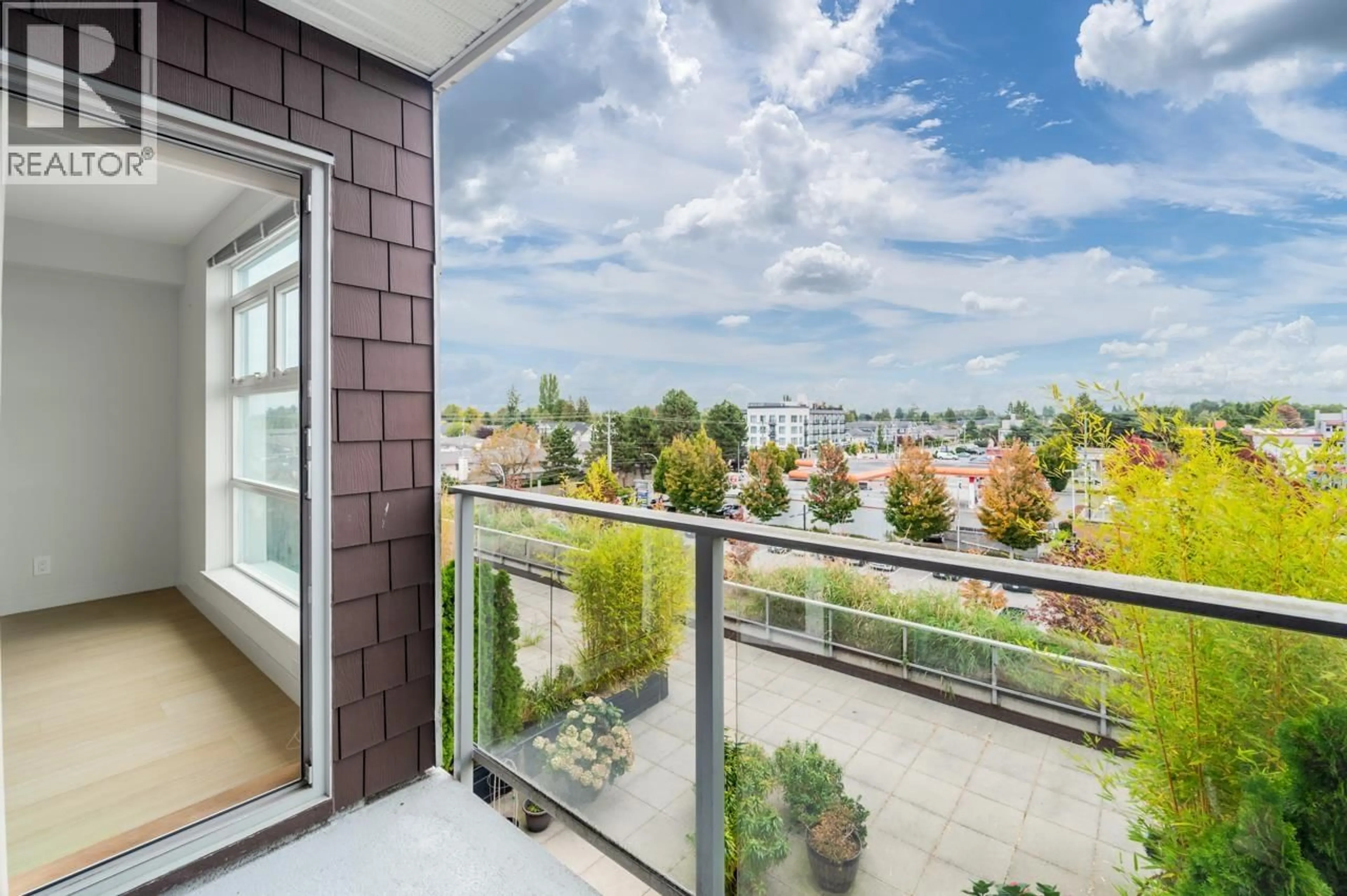 Balcony in the apartment, water/lake/river/ocean view for 413 - 10020 DUNOON DRIVE, Richmond British Columbia V7A0A7