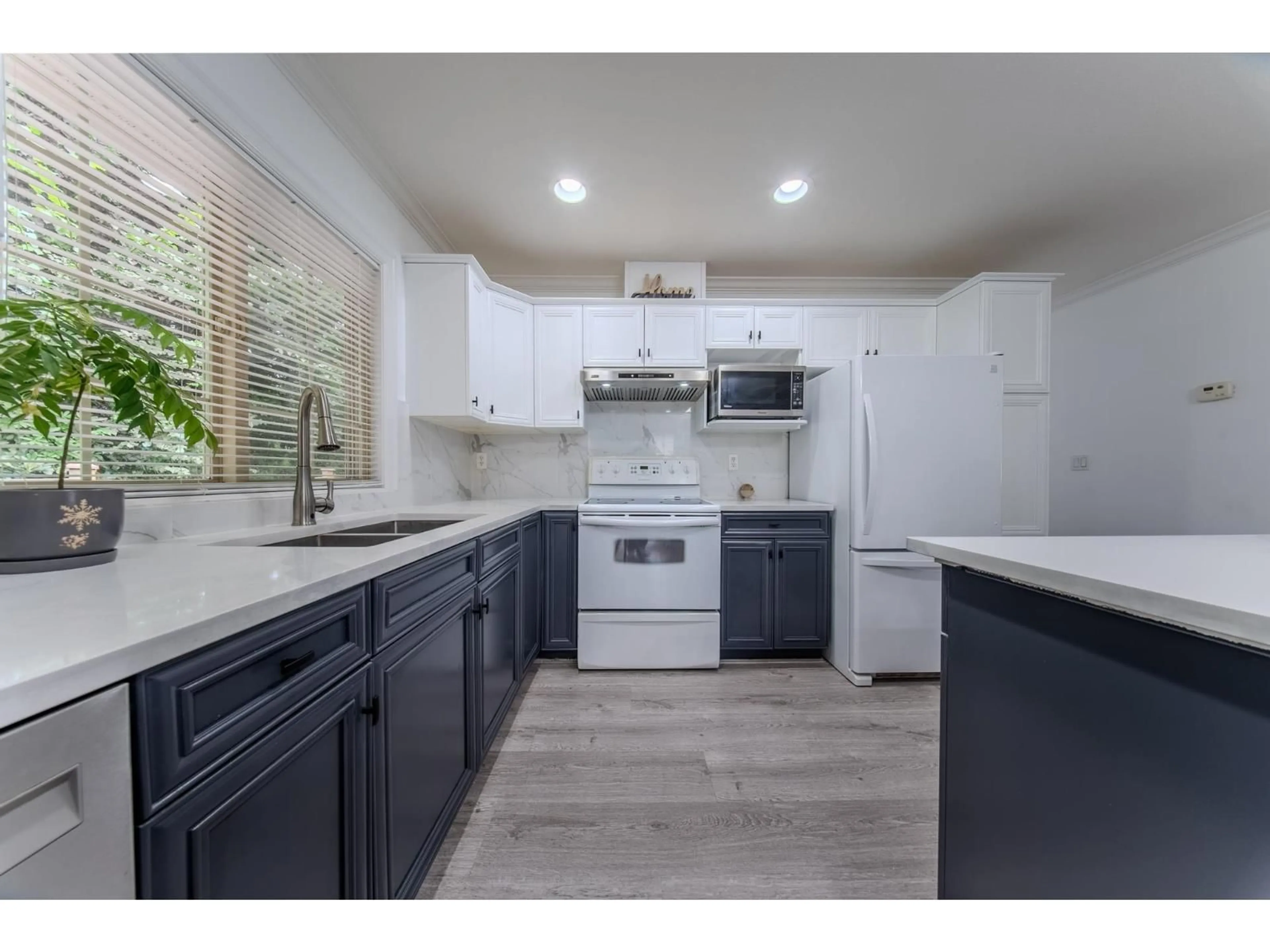 Open concept kitchen, unknown for 68 - 6887 SHEFFIELD WAY, Chilliwack British Columbia V2R5V5
