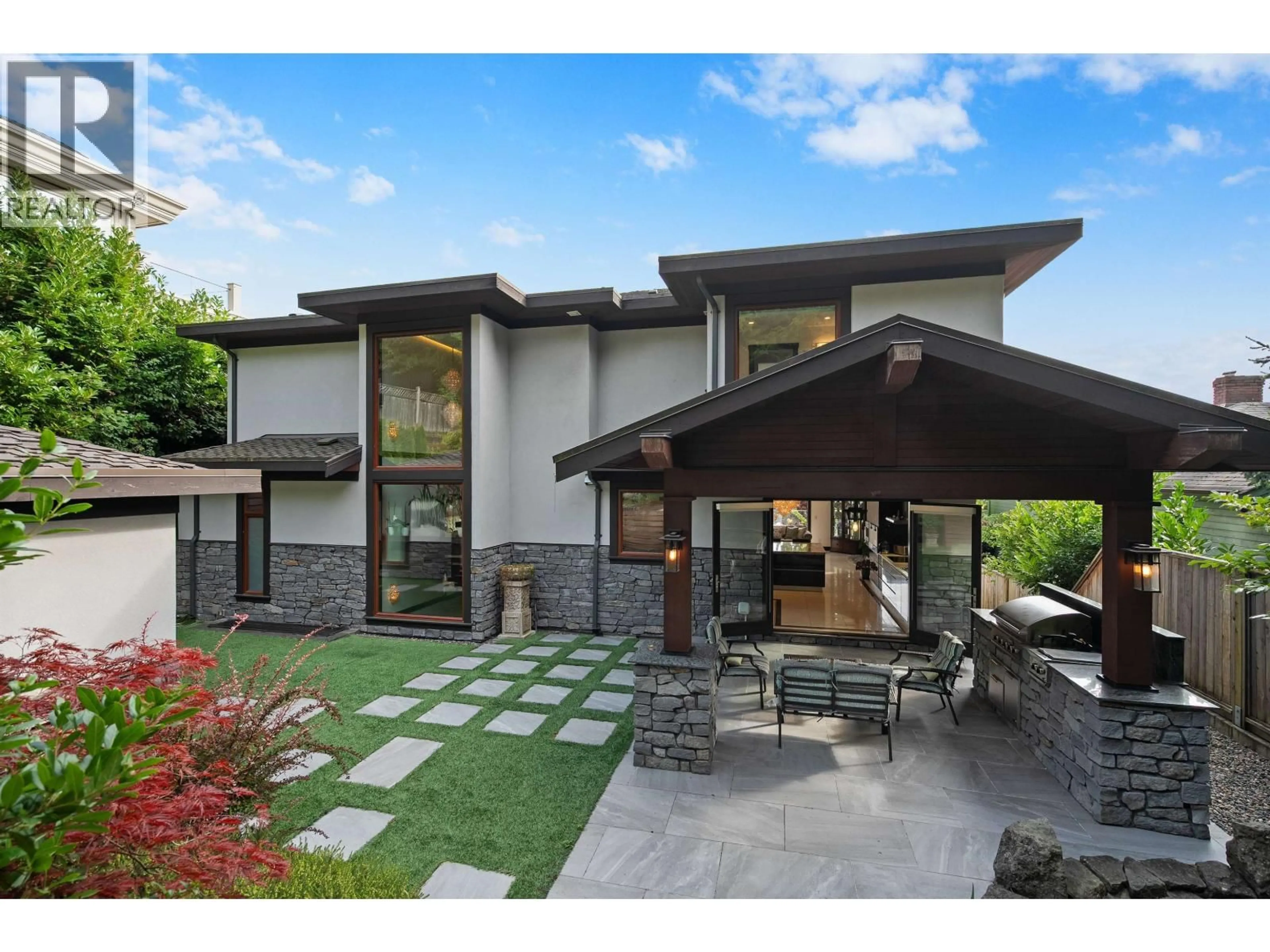 Home with brick exterior material, unknown for 2643 NELSON AVENUE, West Vancouver British Columbia V7V2R8