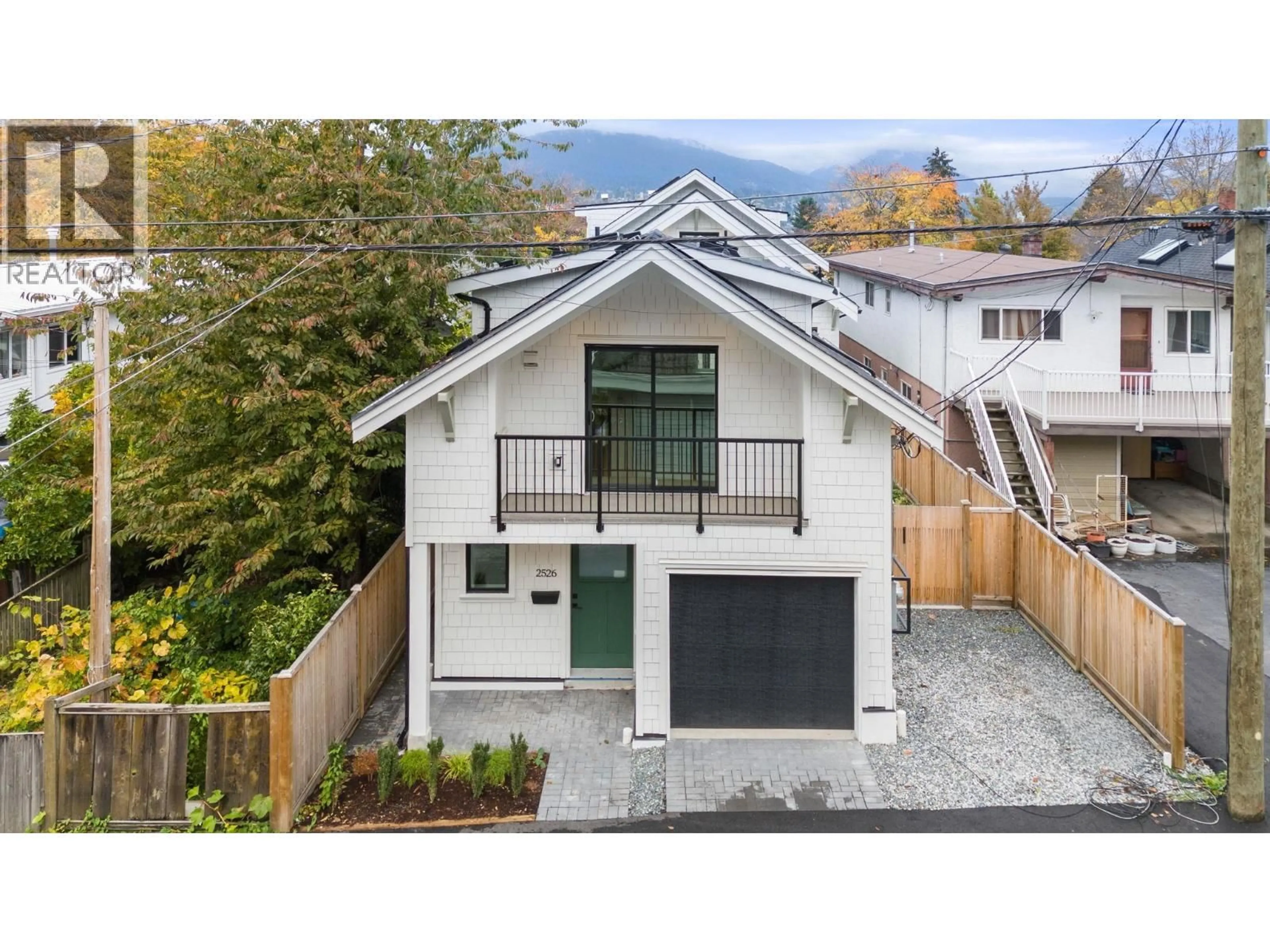 Home with vinyl exterior material, mountain view for 2526 MCGILL STREET, Vancouver British Columbia V5K1H1