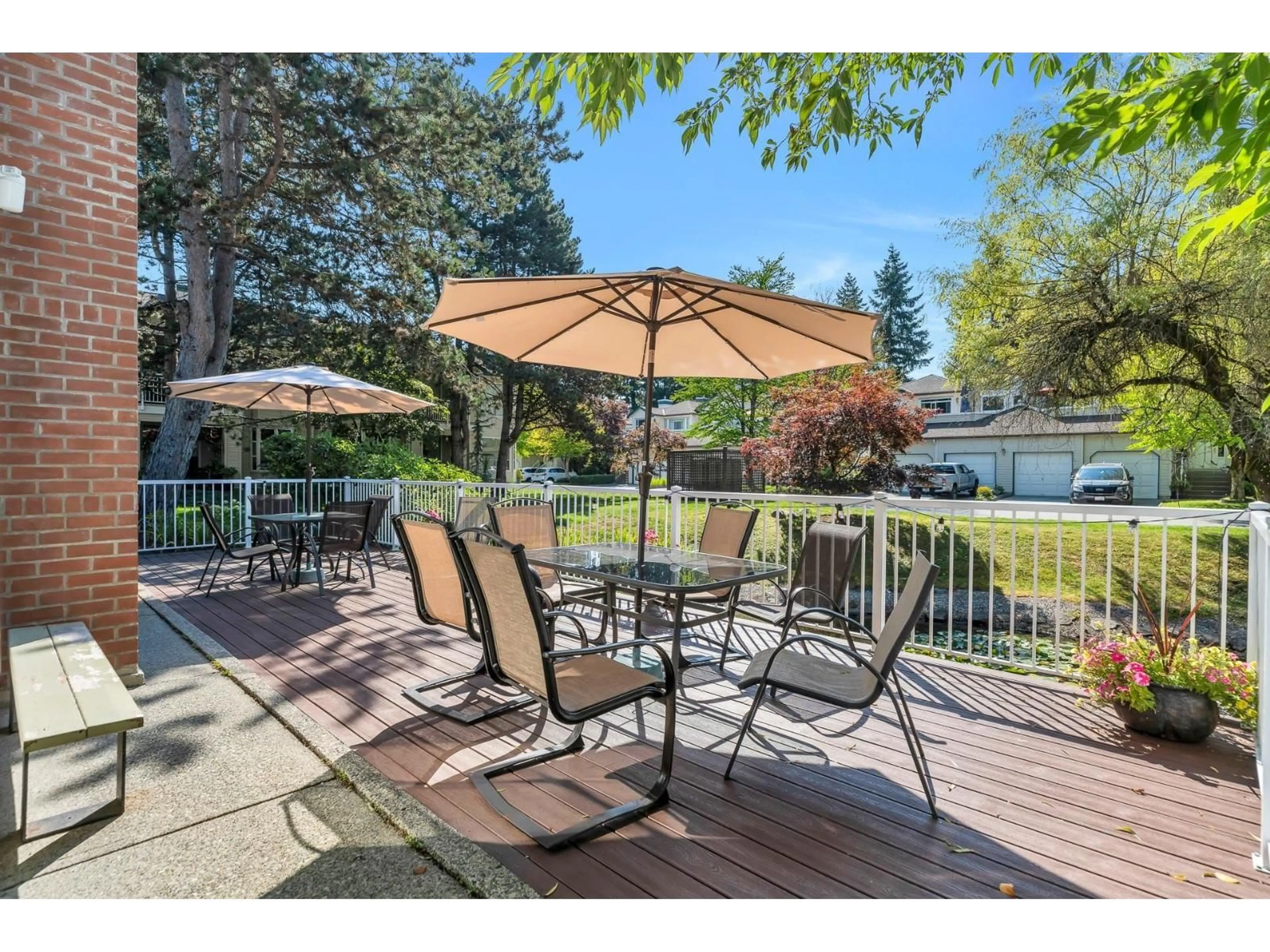 Patio, unknown for 21 - 10038 150, Surrey British Columbia V3R0M8