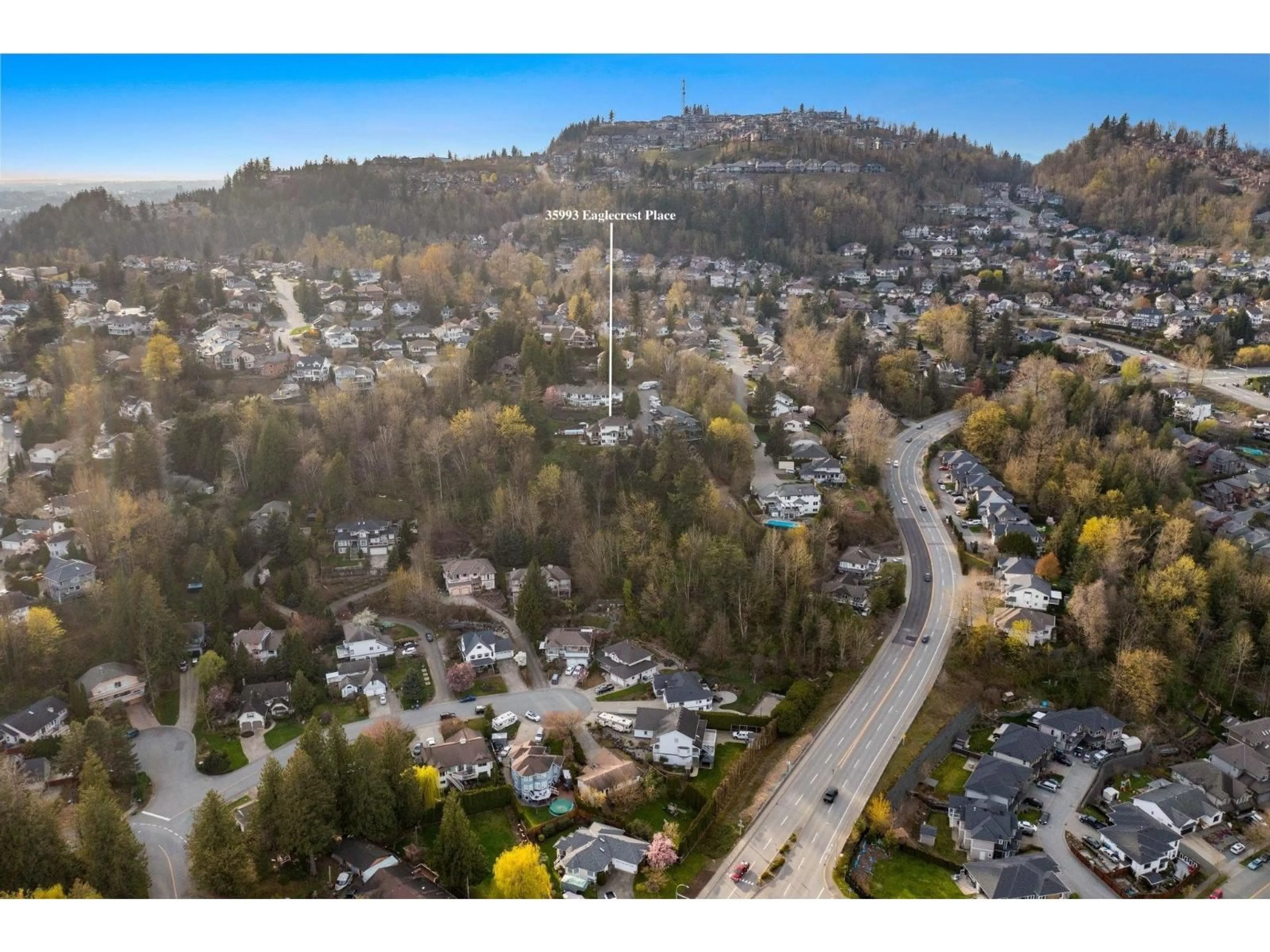A pic from outside/outdoor area/front of a property/back of a property/a pic from drone, mountain view for 35993 EAGLECREST, Abbotsford British Columbia V3G1E7