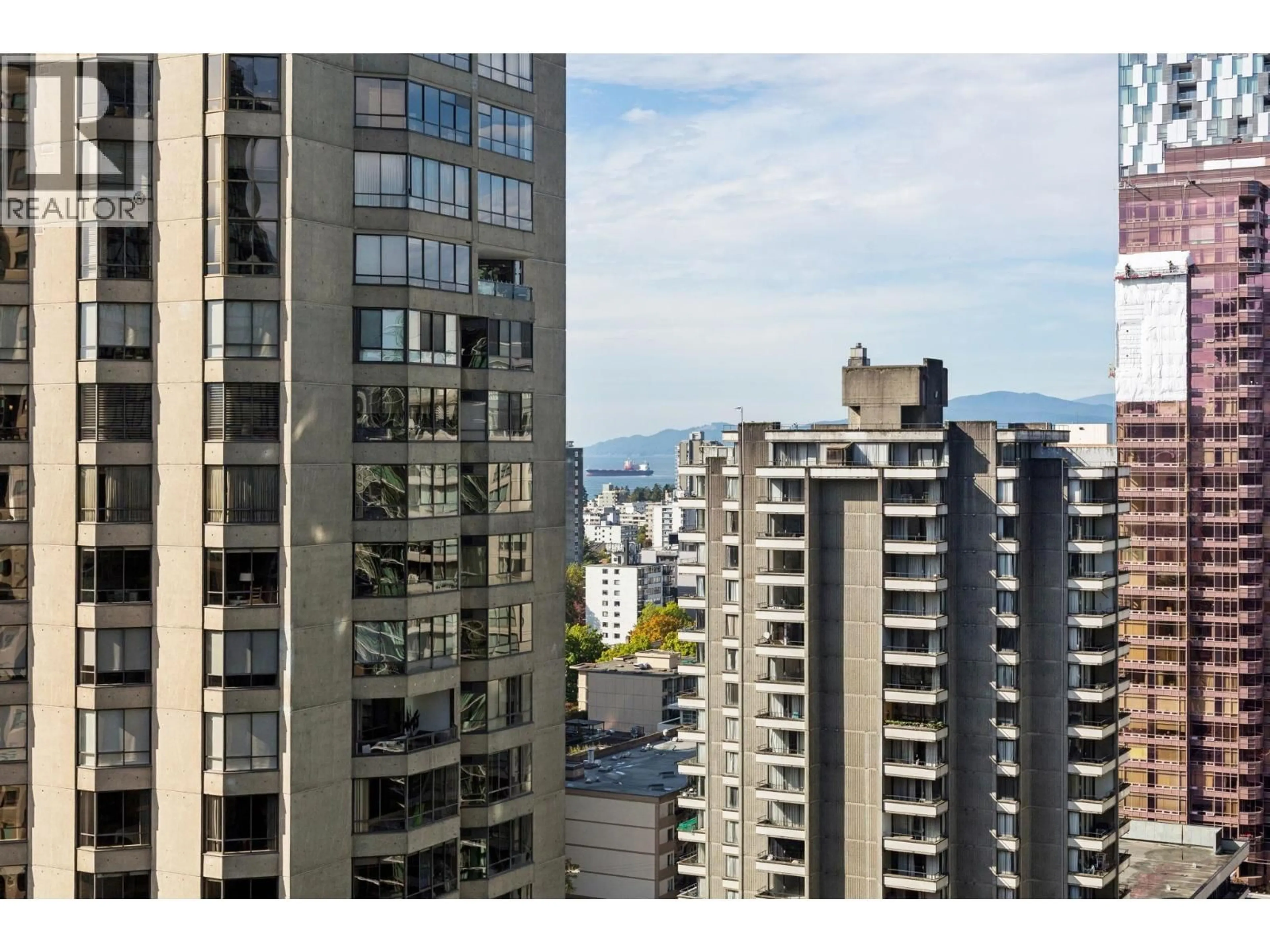 Balcony in the apartment, city buildings view from balcony for 2007 - 1331 ALBERNI STREET, Vancouver British Columbia V6E4S1