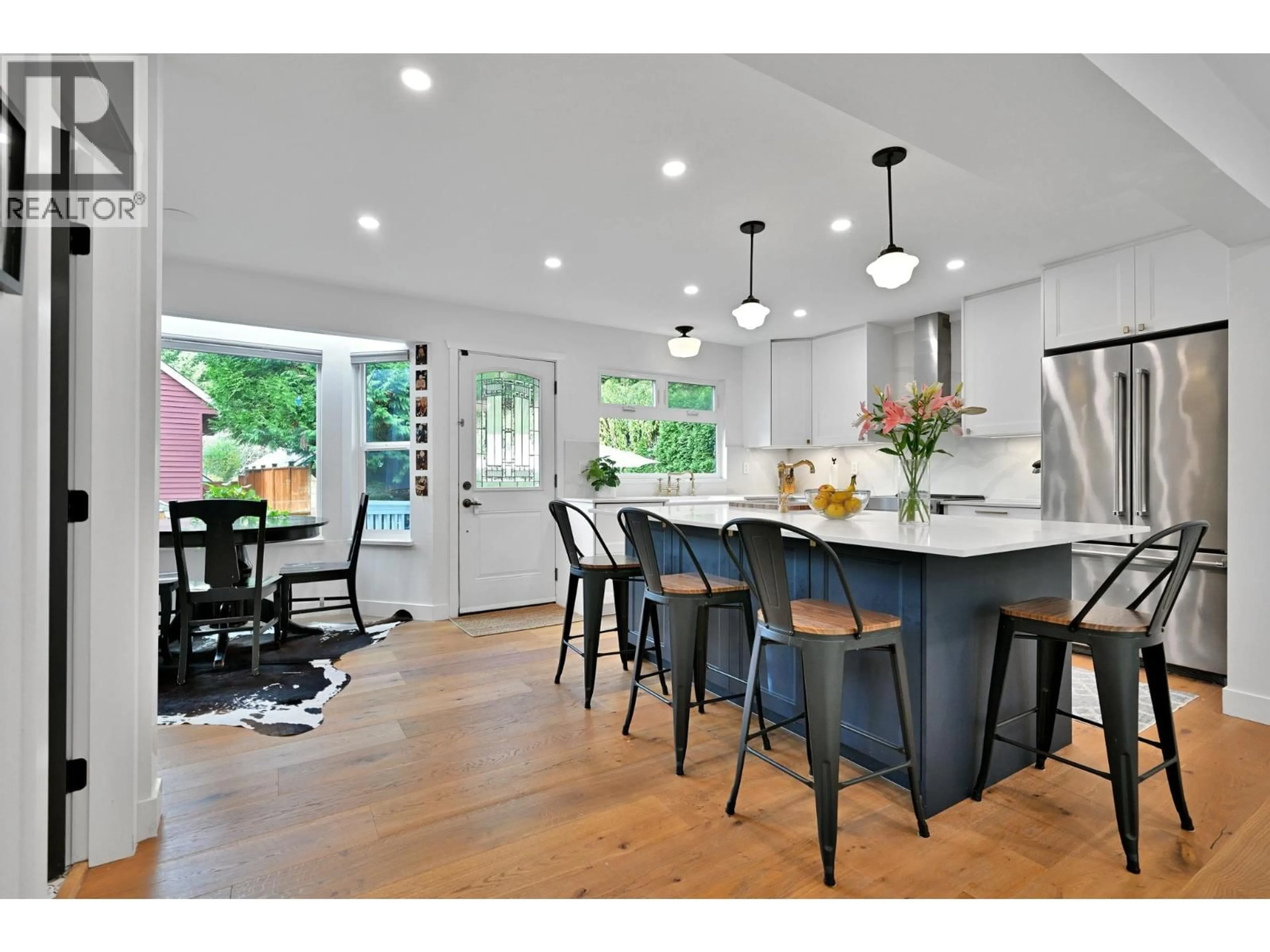 Open concept kitchen, wood/laminate floor for 961 NOONS CREEK DRIVE, Port Moody British Columbia V3H4H1