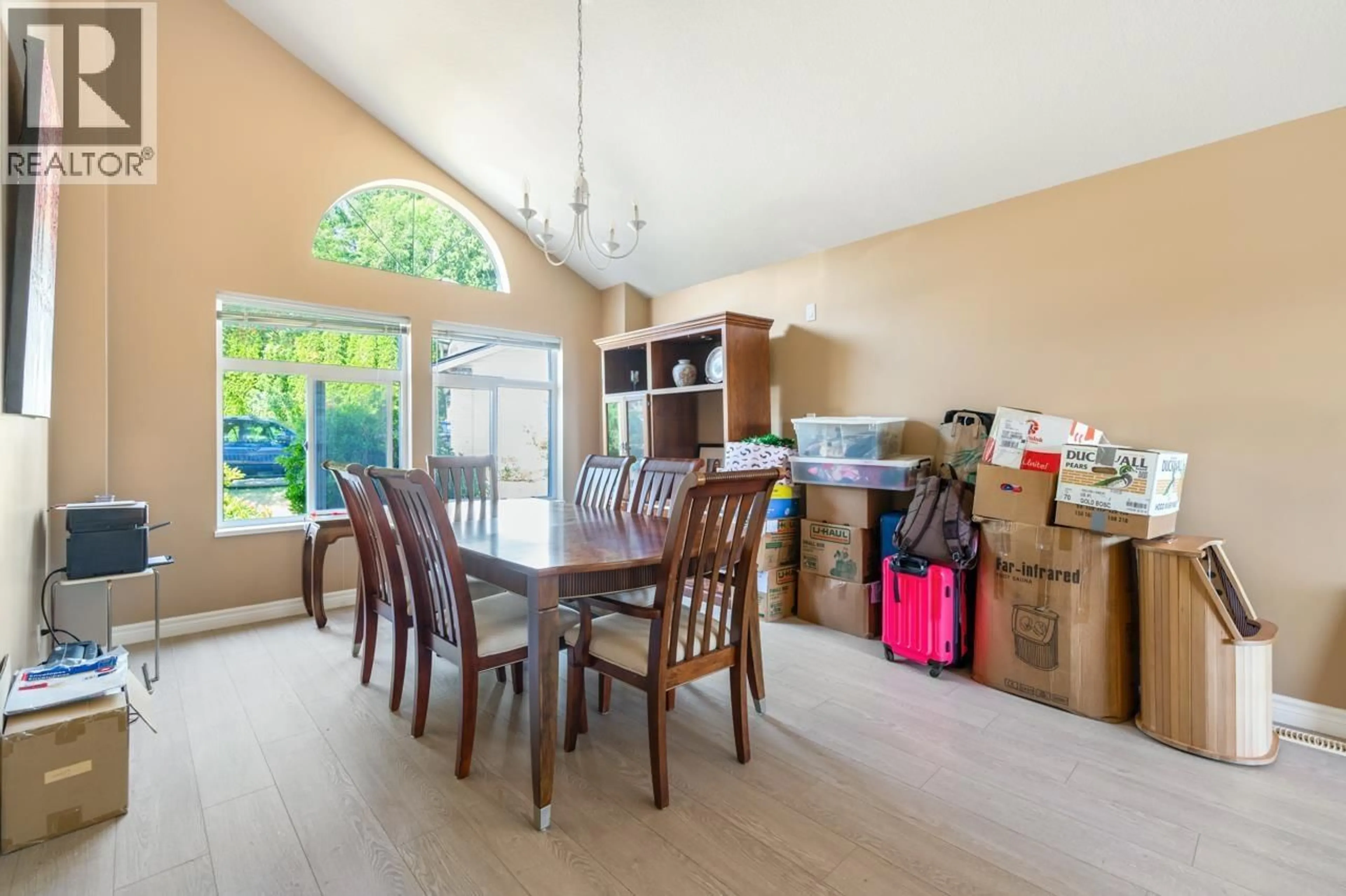 Dining room, wood/laminate floor for 2984 LOTUS COURT, Coquitlam British Columbia V3B7B2