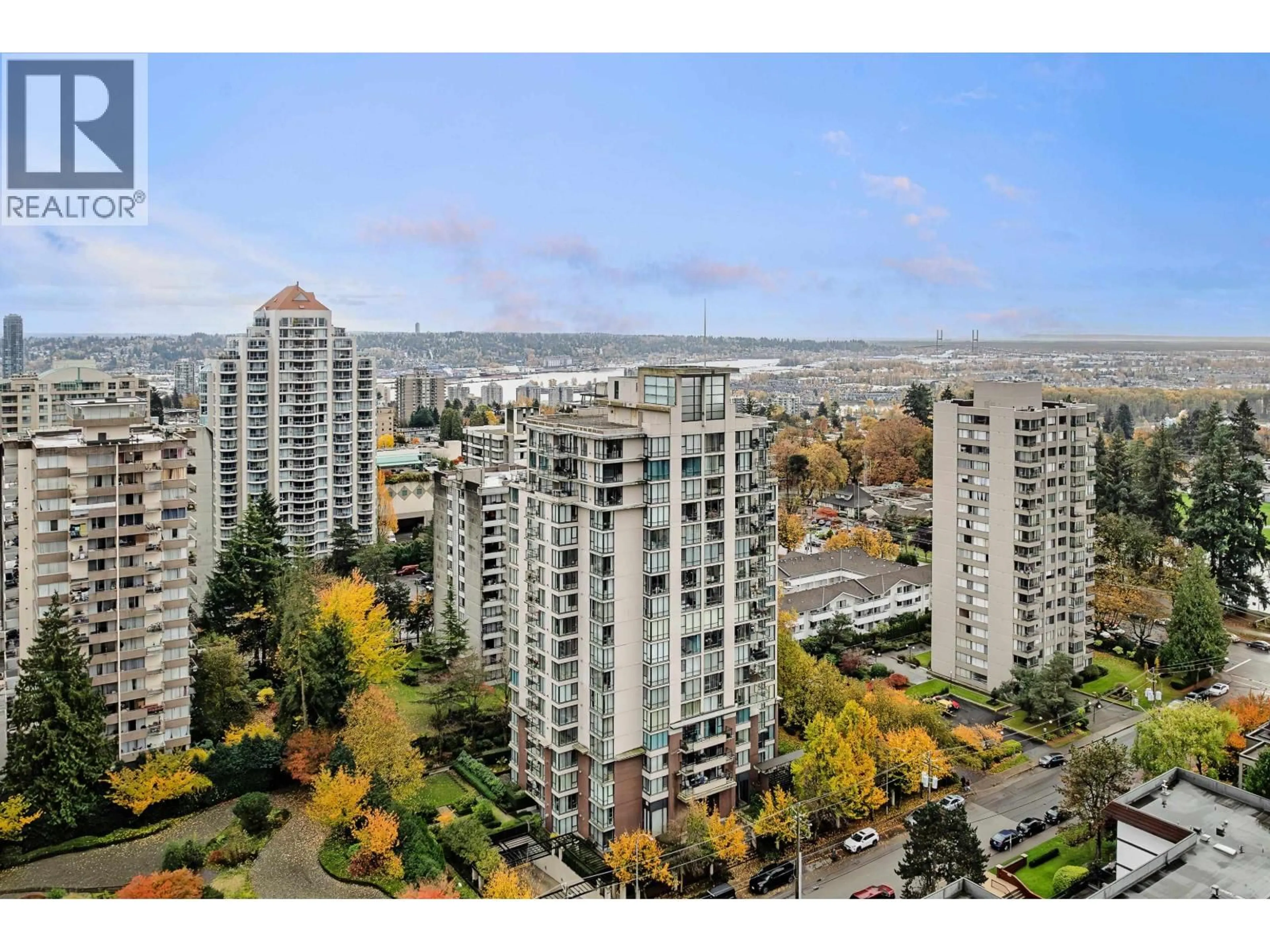A pic from outside/outdoor area/front of a property/back of a property/a pic from drone, city buildings view from balcony for 701 - 720 HAMILTON STREET, New Westminster British Columbia V3M7A6
