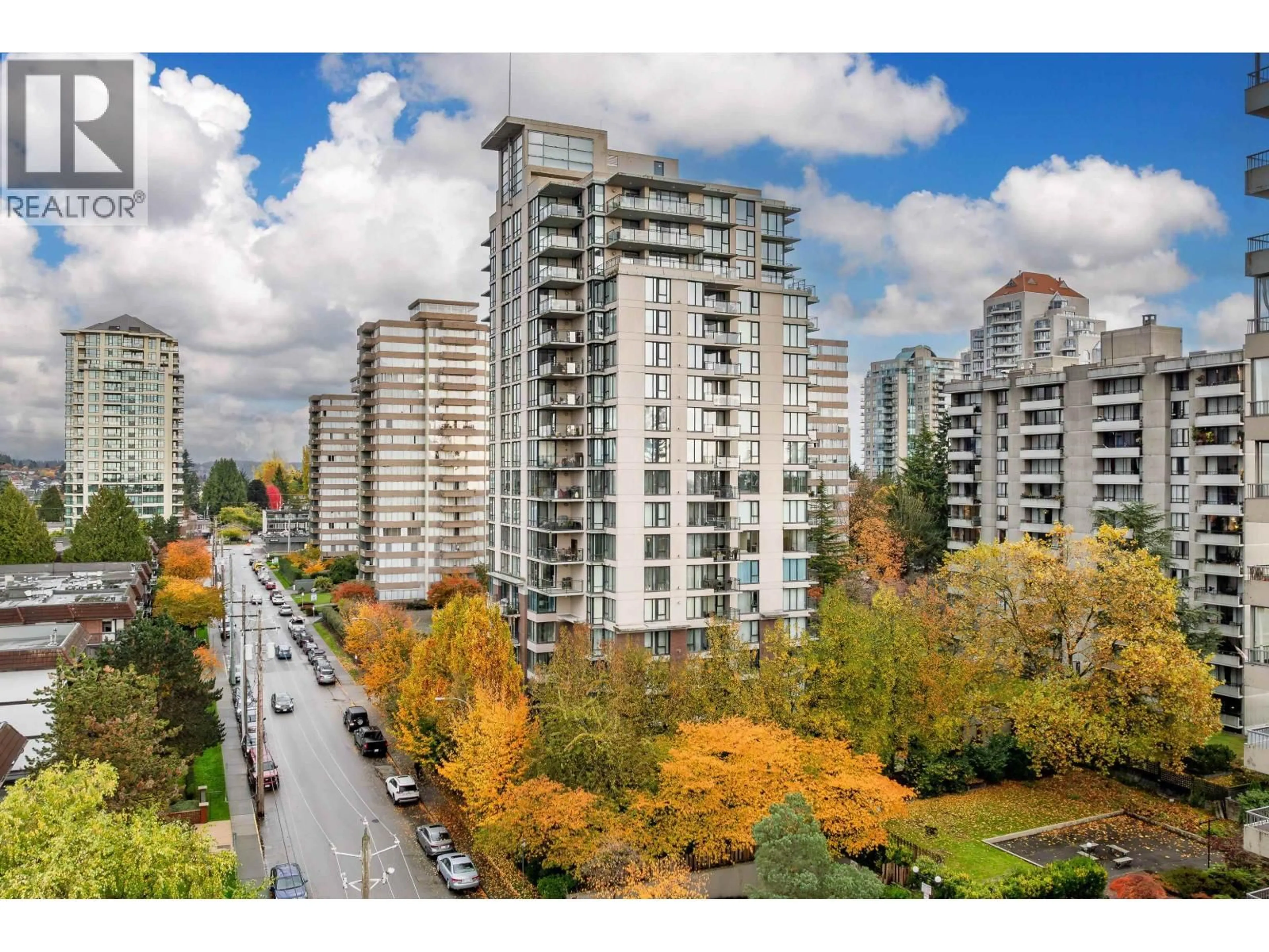 A pic from outside/outdoor area/front of a property/back of a property/a pic from drone, city buildings view from balcony for 701 - 720 HAMILTON STREET, New Westminster British Columbia V3M7A6
