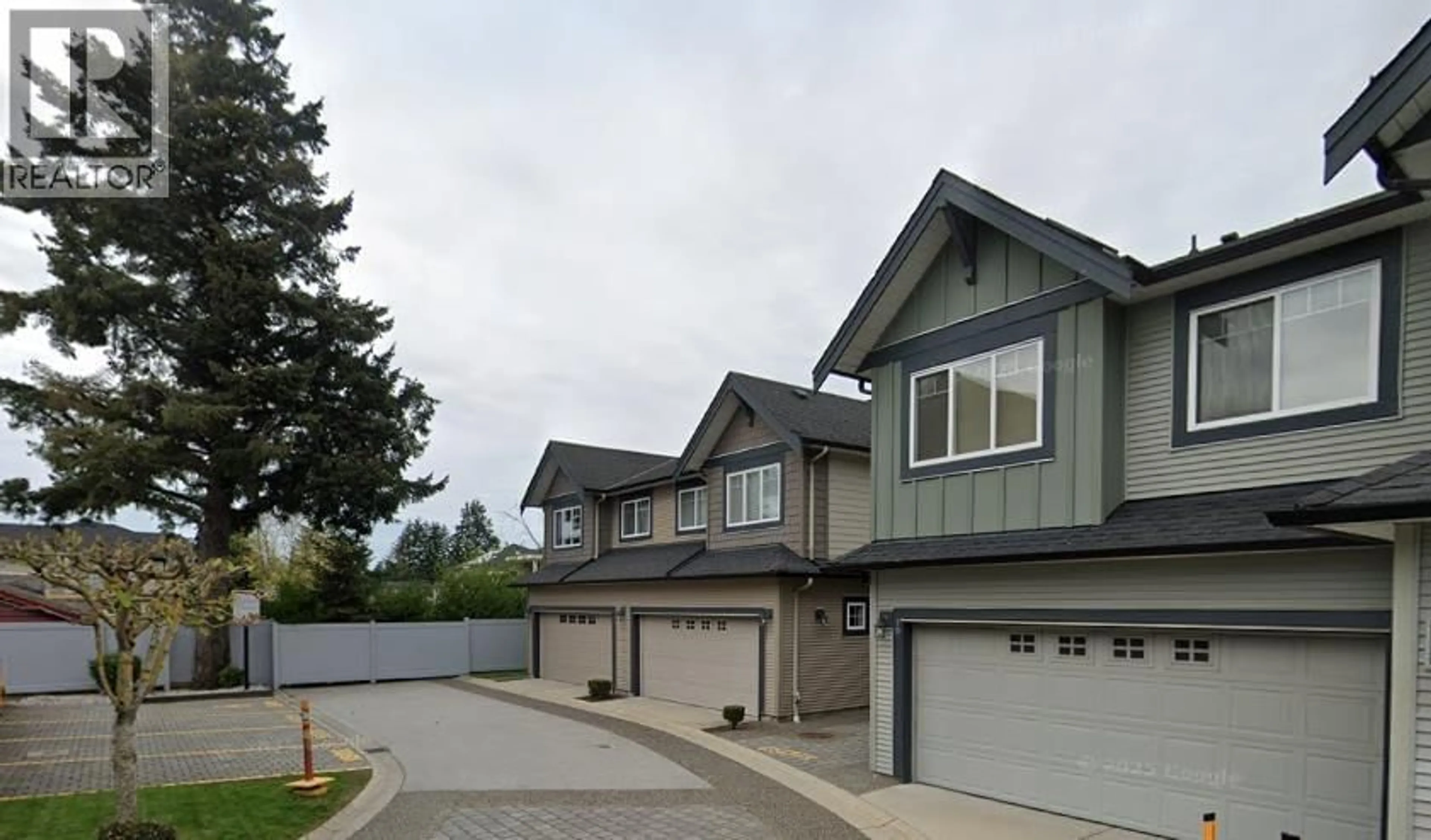 Home with vinyl exterior material, street for 21 - 11711 STEVESTON HIGHWAY, Richmond British Columbia V7A1N8