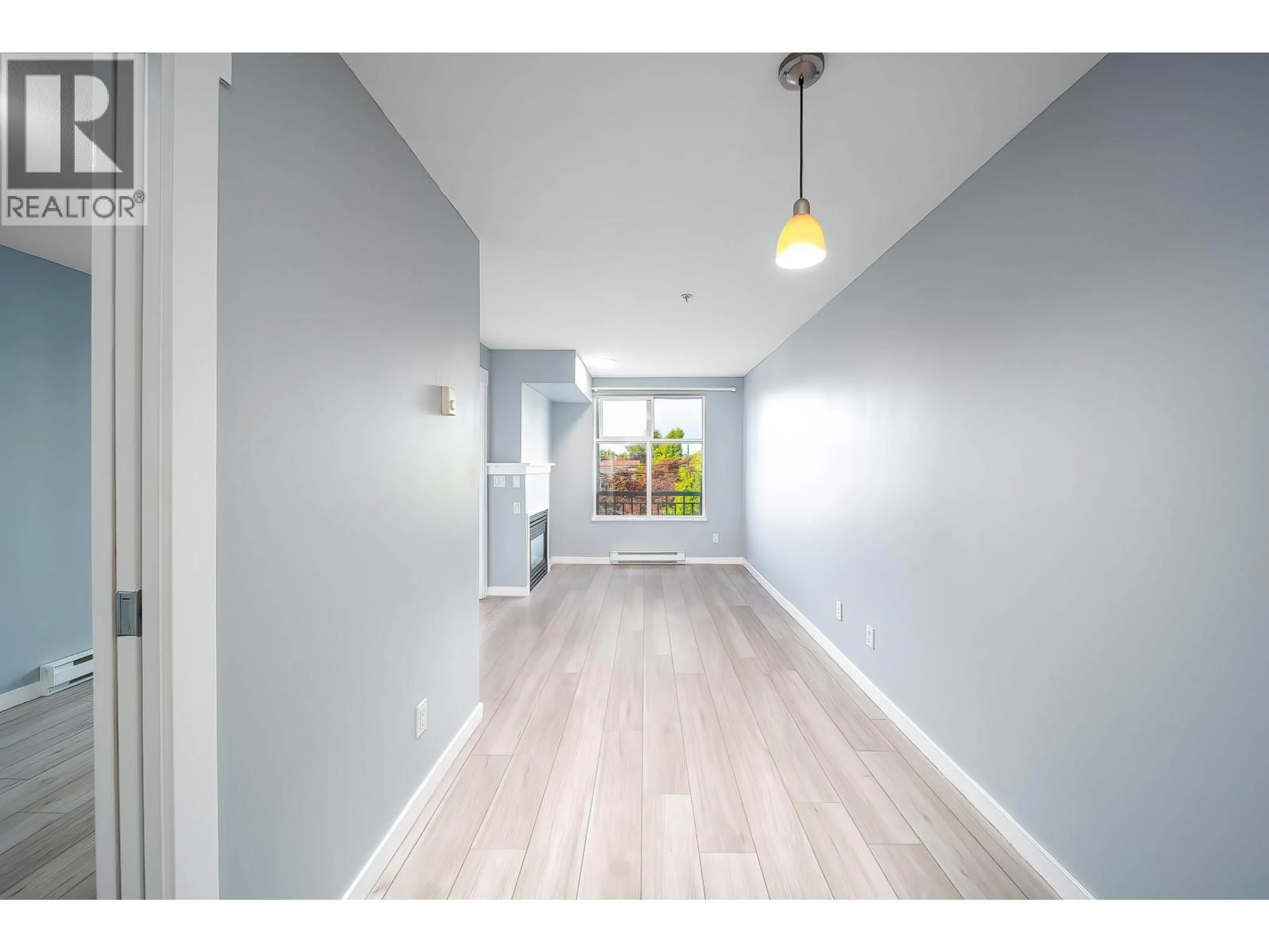 Indoor entryway for 312 - 1503 WEST 65TH AVENUE, Vancouver British Columbia V6P6Y8