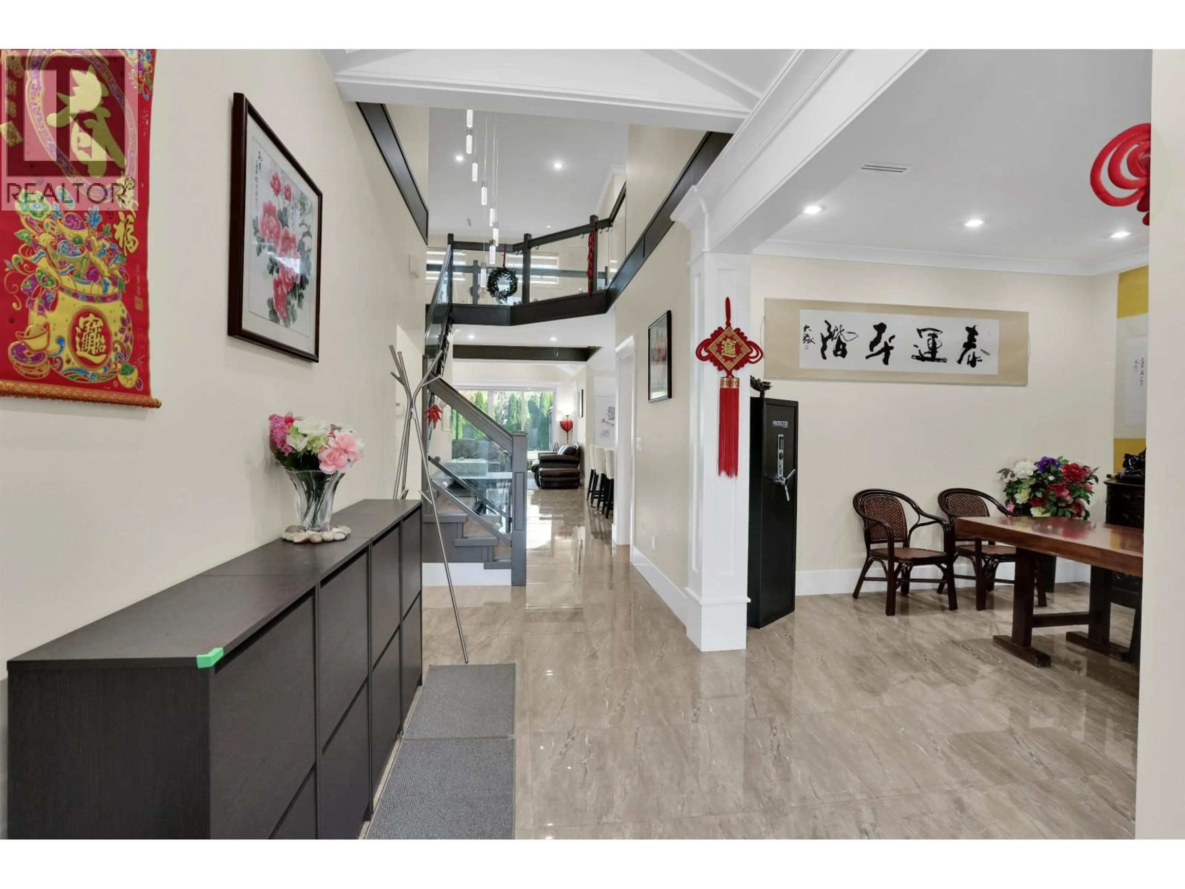 Indoor foyer for 4636 48B STREET, Delta British Columbia V4K2R8