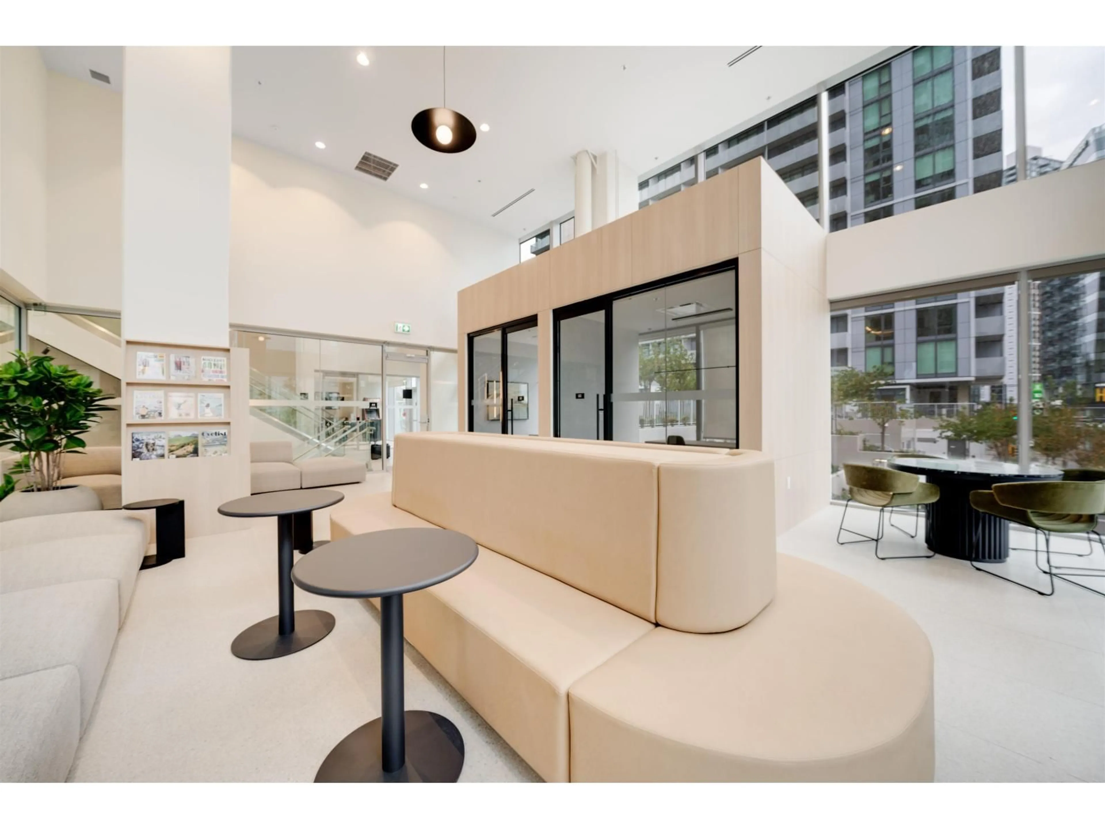 Unknown for 808 - 13575 98A, Surrey British Columbia V3T4A4