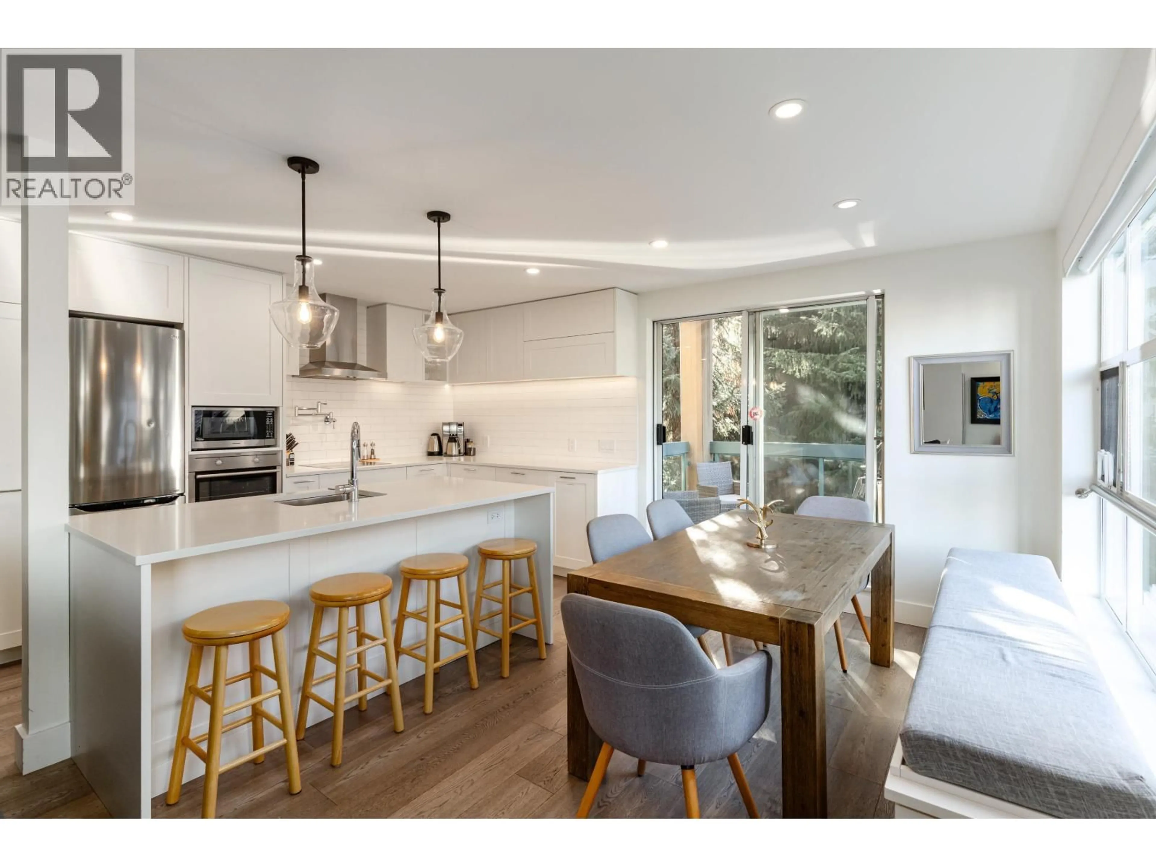 Open concept kitchen, unknown for 209 - 4865 PAINTED CLIFF ROAD, Whistler British Columbia V8E1C8