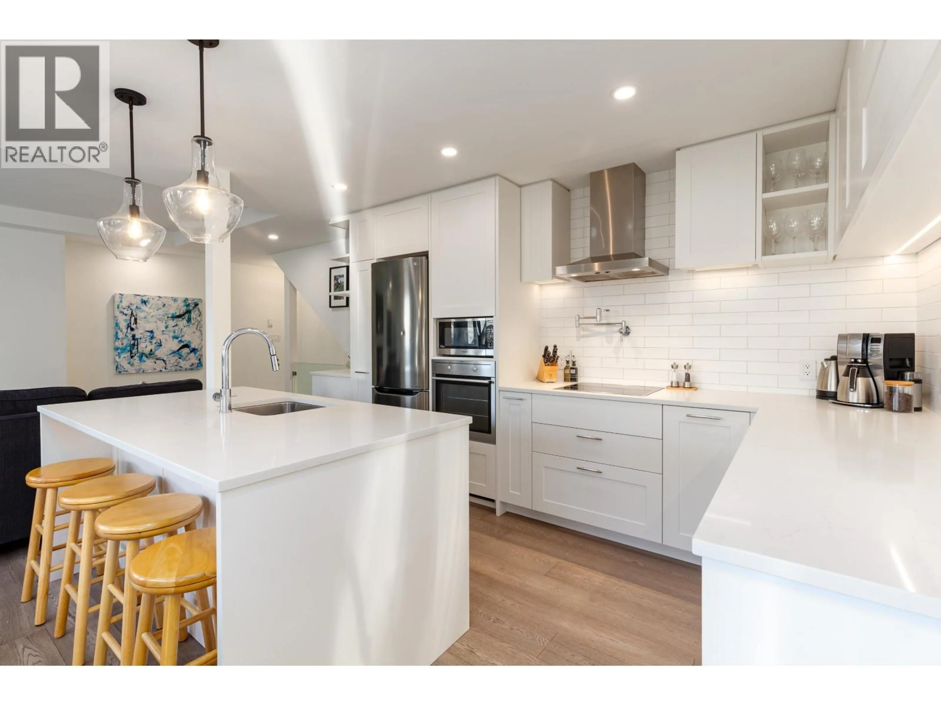 Open concept kitchen, unknown for 209 - 4865 PAINTED CLIFF ROAD, Whistler British Columbia V8E1C8