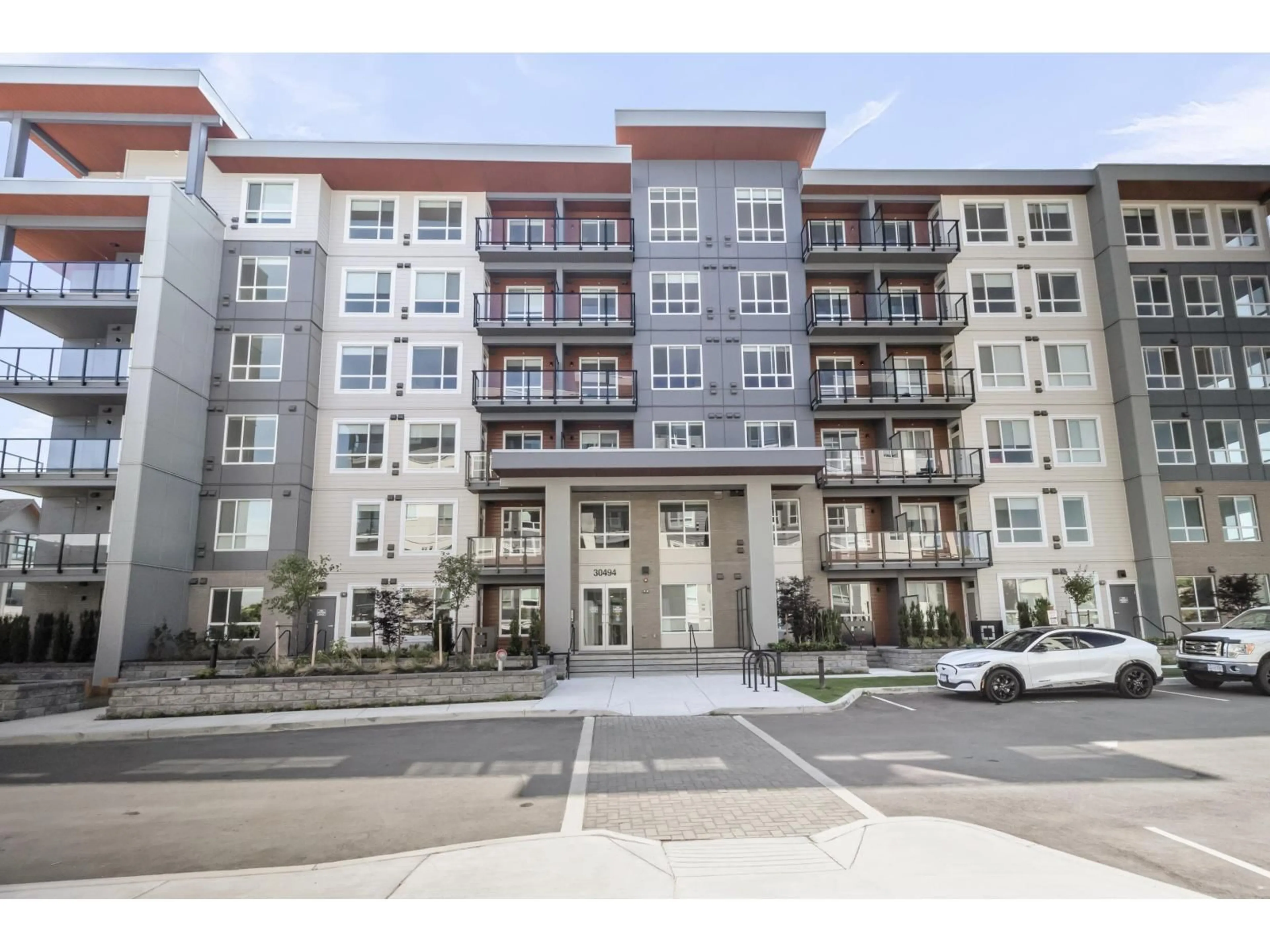 Unknown for 511 - 30494 CARDINAL, Abbotsford British Columbia V2T0M1
