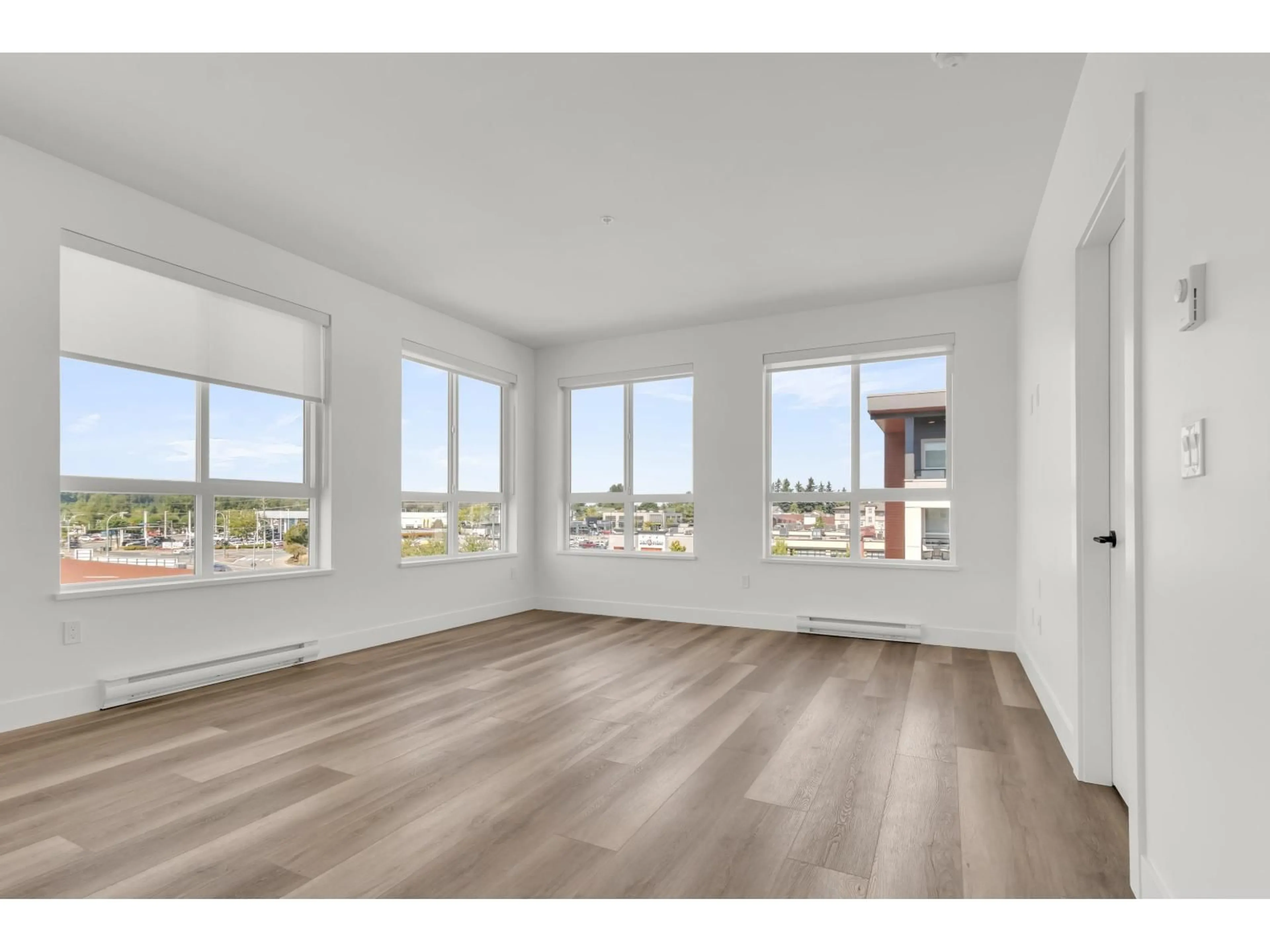 A pic of a room for 511 - 30494 CARDINAL, Abbotsford British Columbia V2T0M1