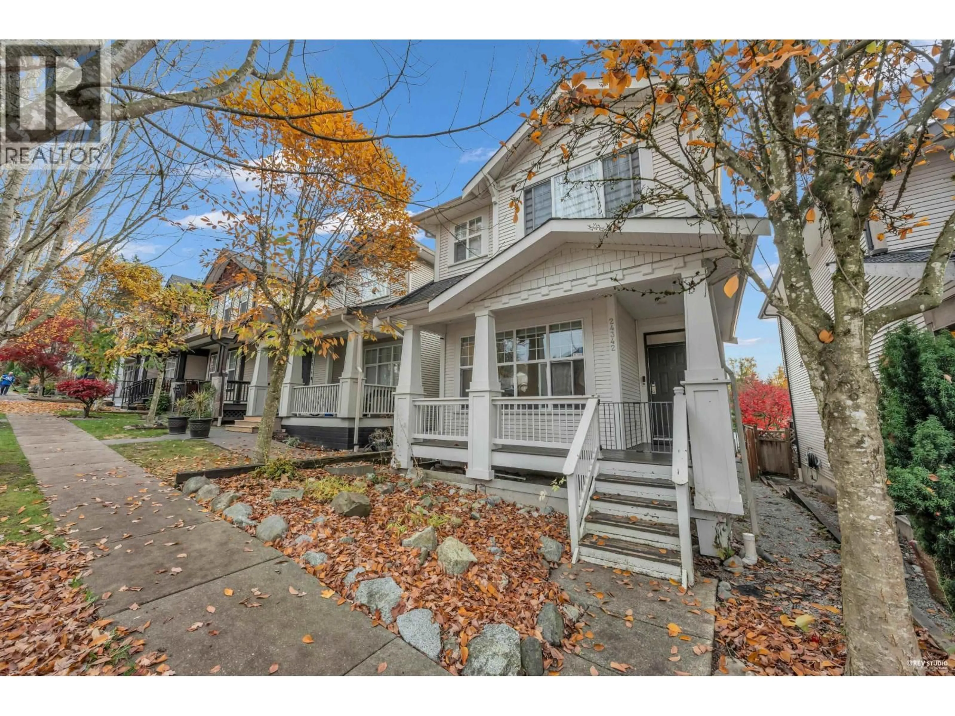 A pic from outside/outdoor area/front of a property/back of a property/a pic from drone, street for 24342 102B AVENUE, Maple Ridge British Columbia V2W1Y2