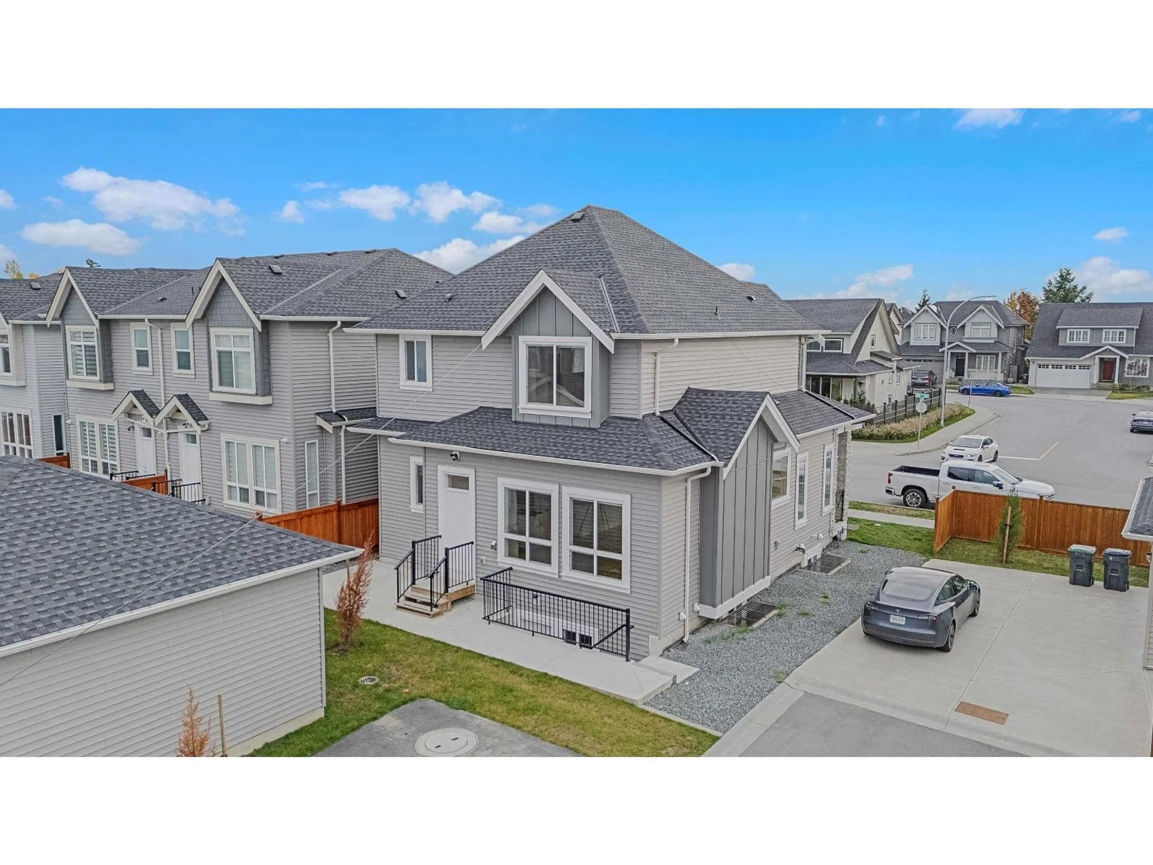 A pic from outside/outdoor area/front of a property/back of a property/a pic from drone, street for 19631 74, Langley British Columbia V2Y3R5