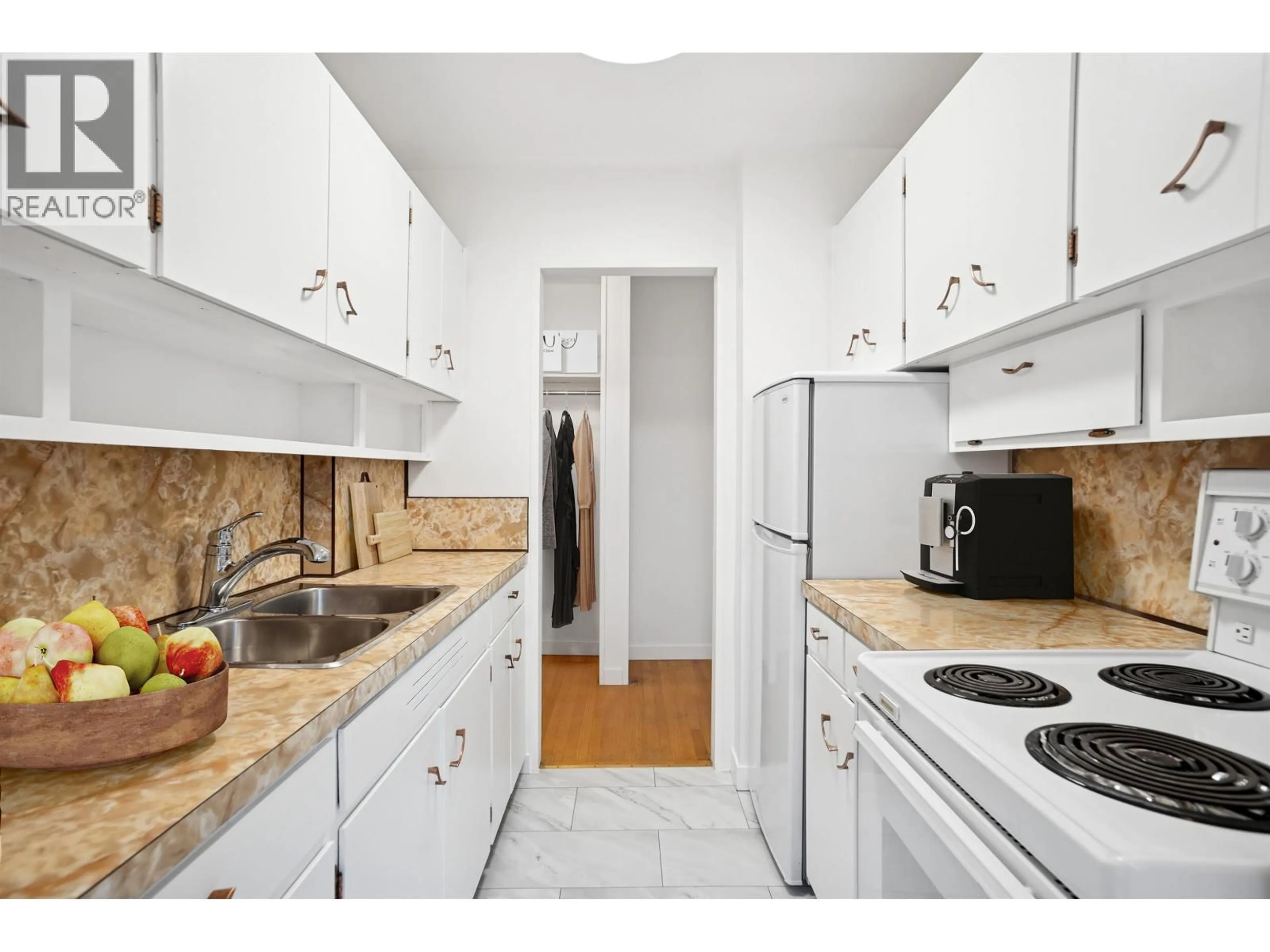 Standard kitchen, unknown for 103 - 6026 TISDALL STREET, Vancouver British Columbia V5Z3N2