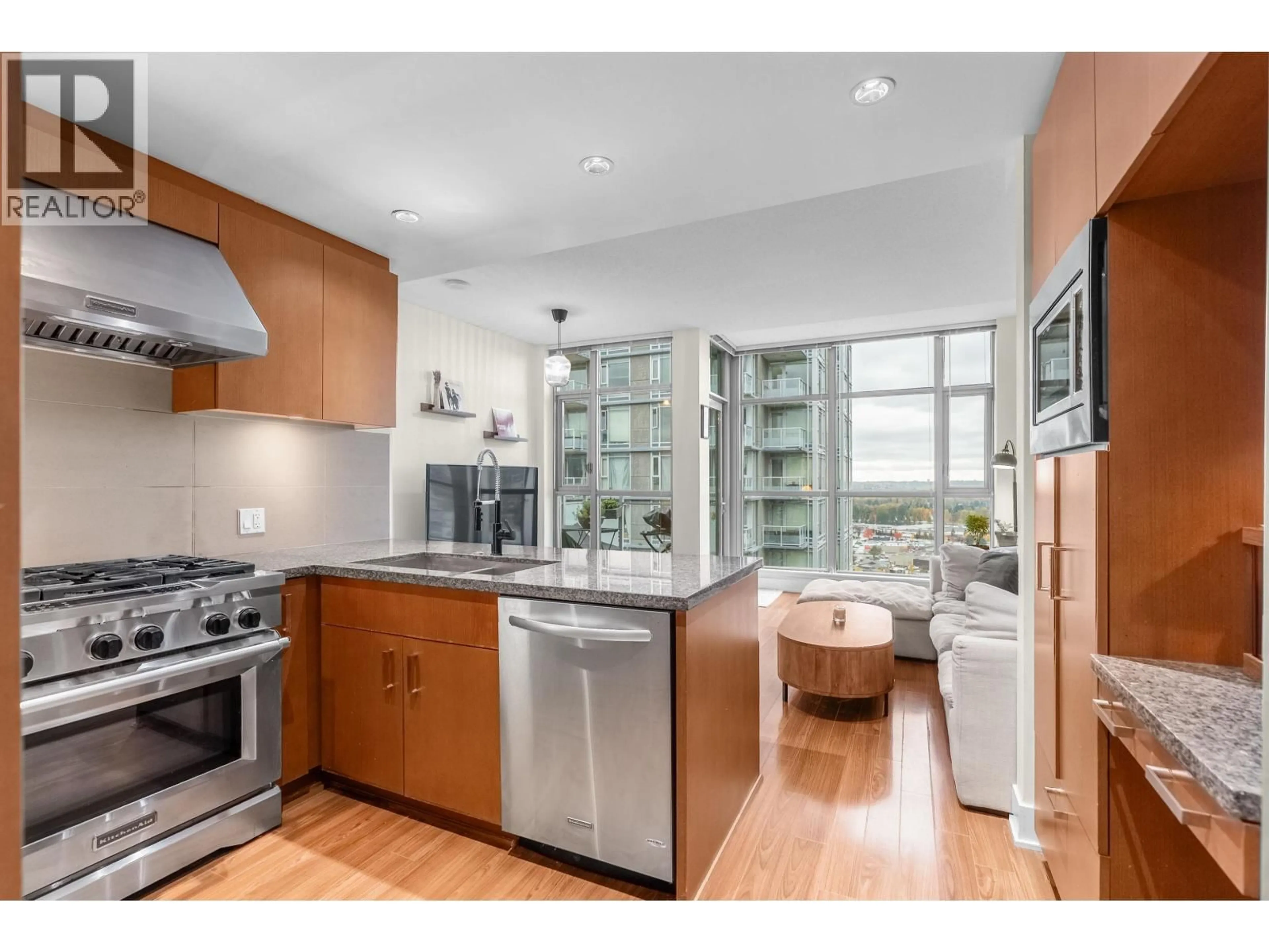 Open concept kitchen, unknown for 2705 - 3008 GLEN DRIVE, Coquitlam British Columbia V3B0J5