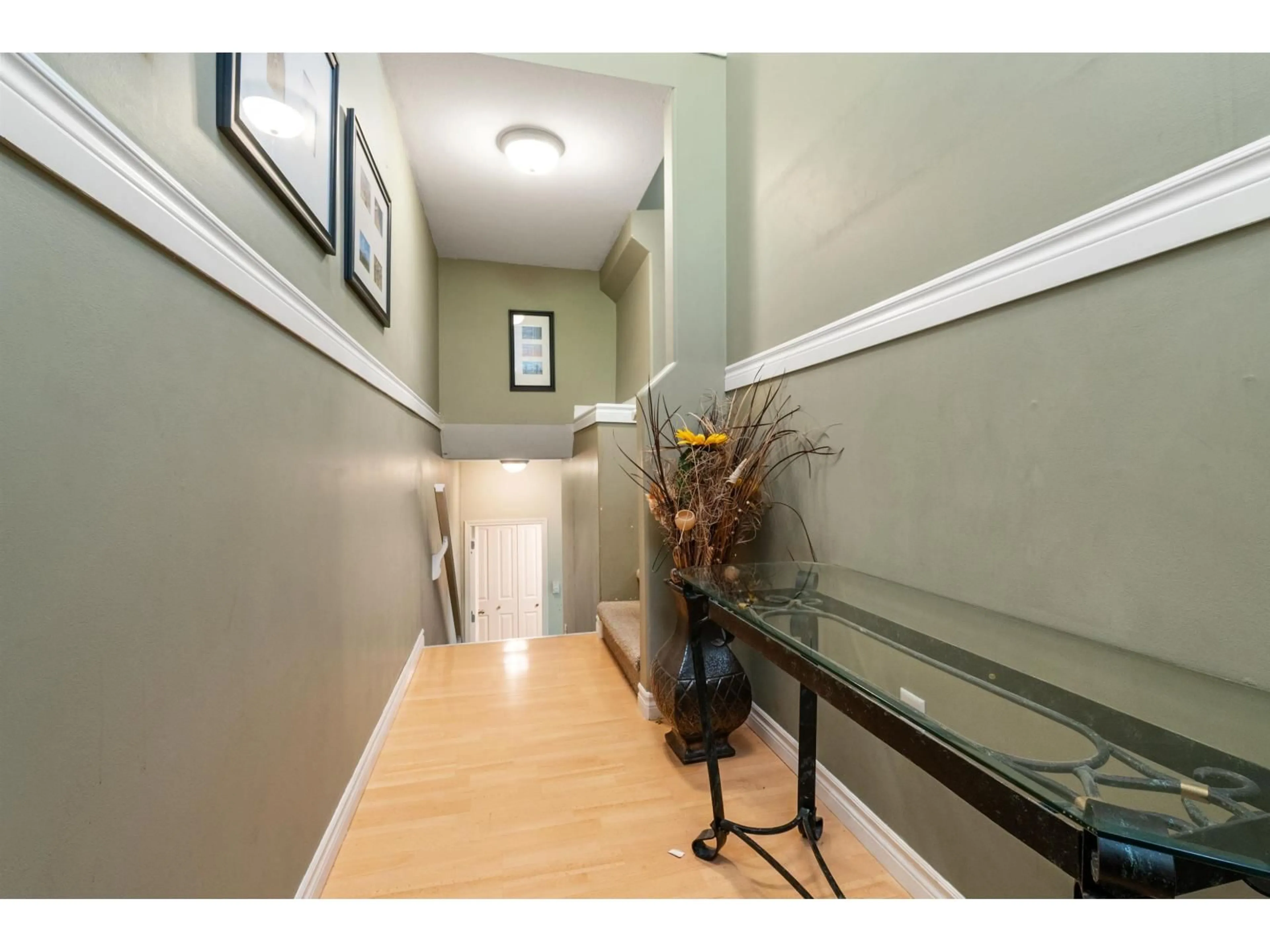 Indoor entryway for 41 - 8881 WALTERS STREET, Chilliwack British Columbia V2P8E9